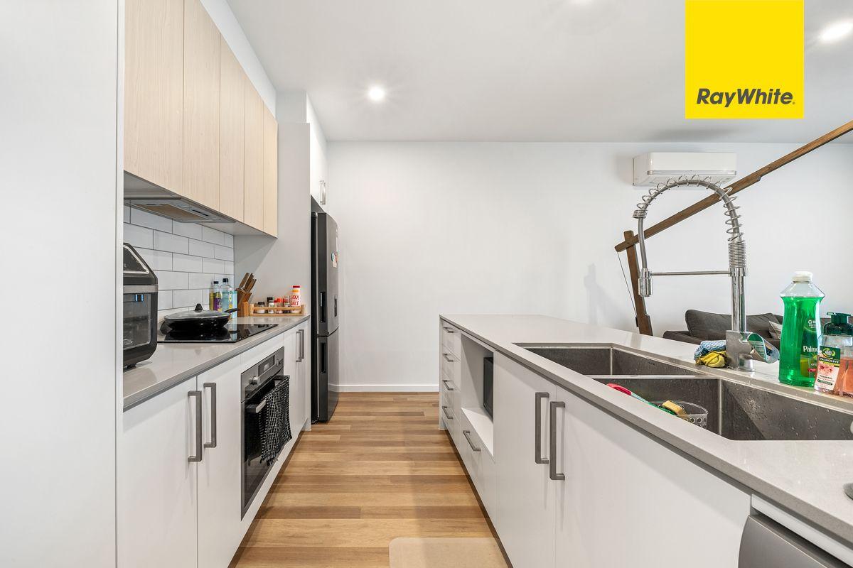 Townhouse for Rent: Fisher, ACT 2611, ACT, 2611