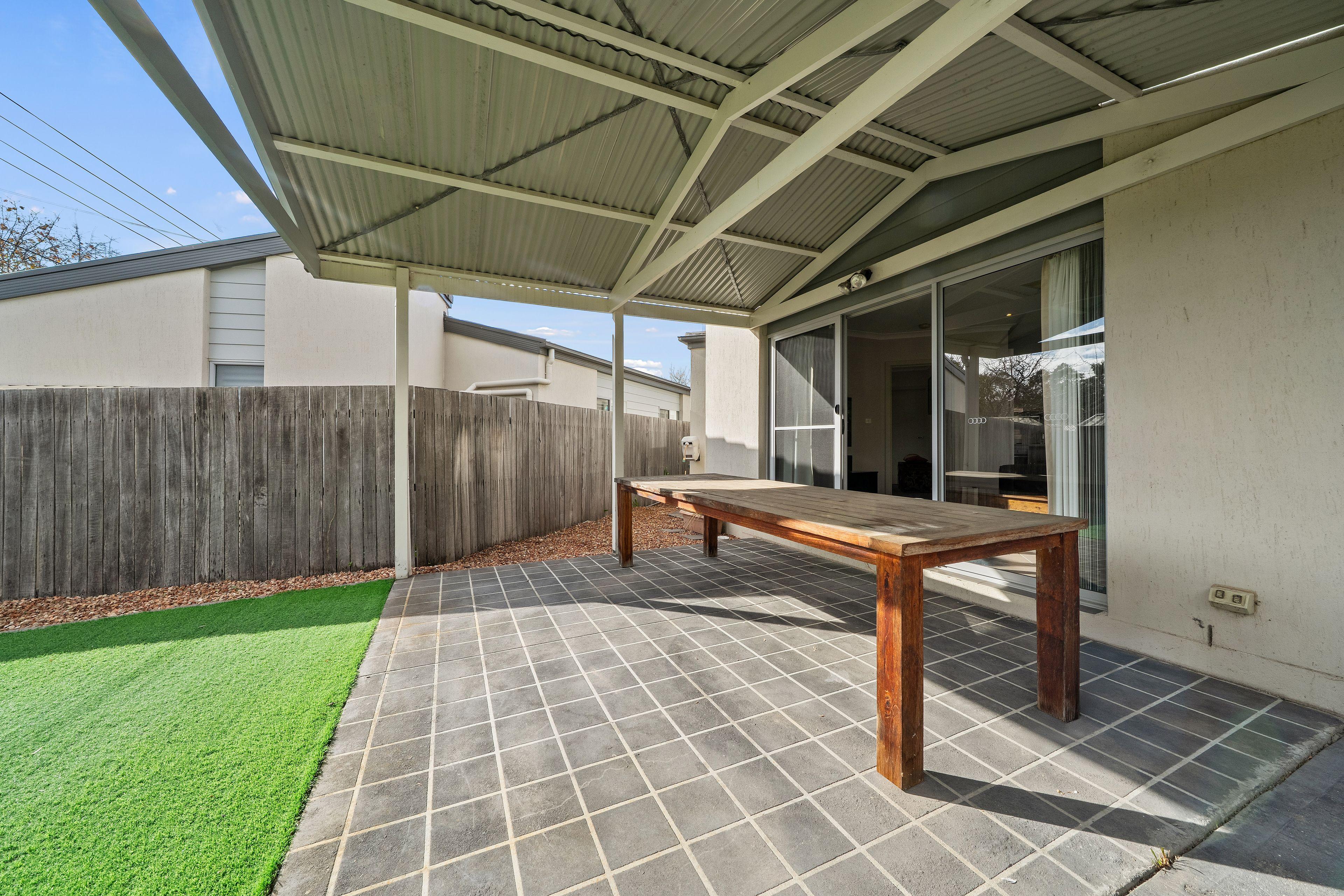 Stylish Single-Level Living Residence