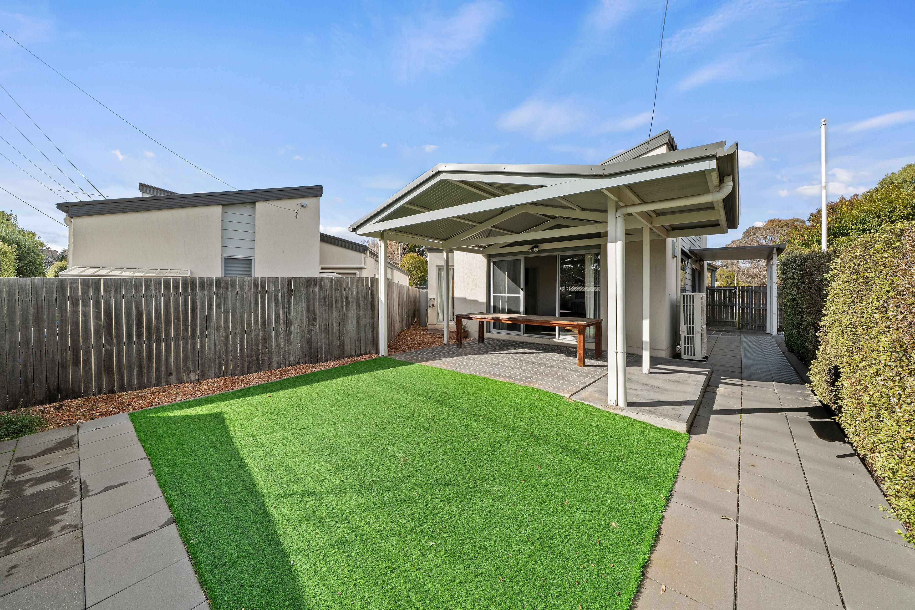Stylish Single-Level Living Residence