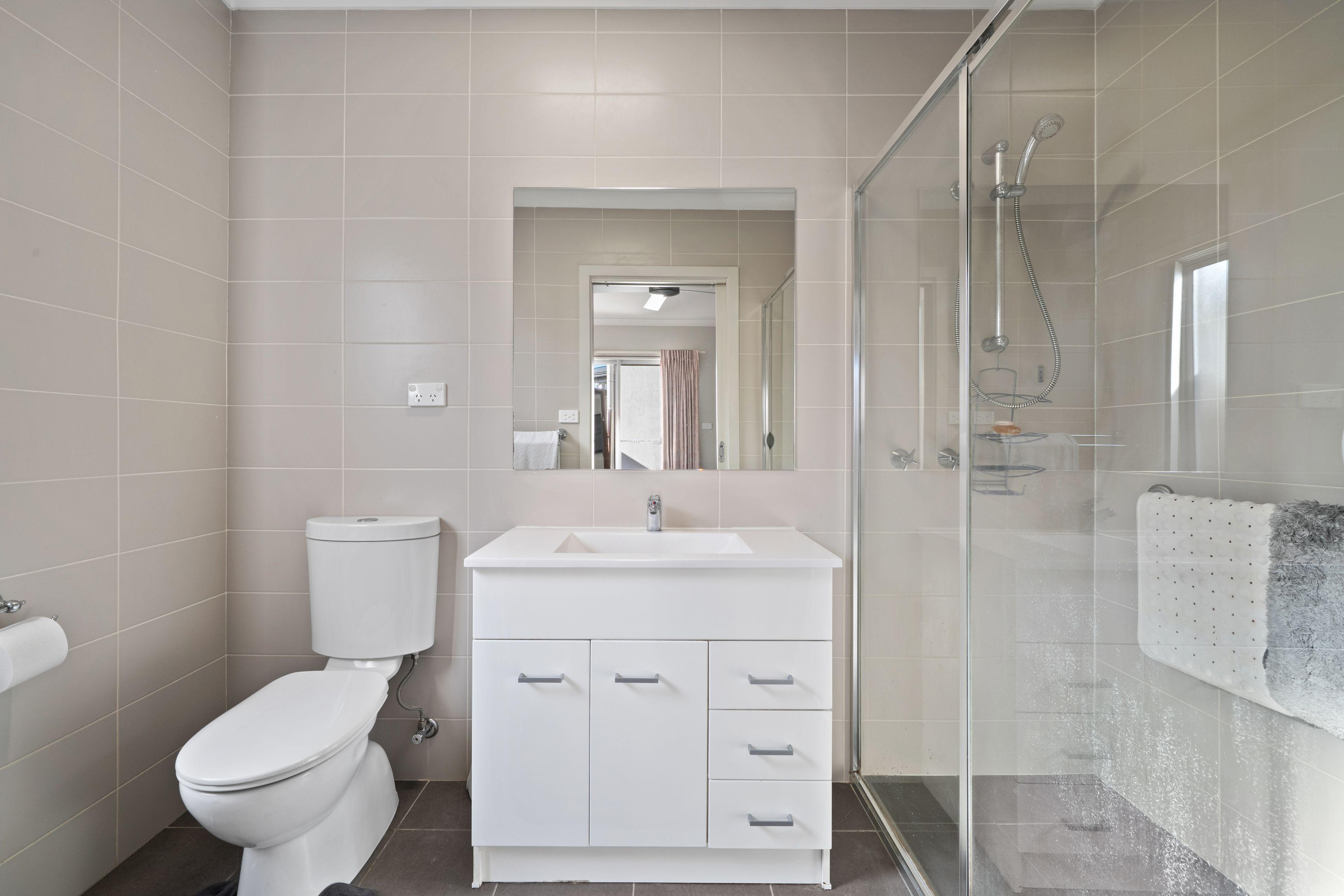 Stylish Single-Level Living Residence