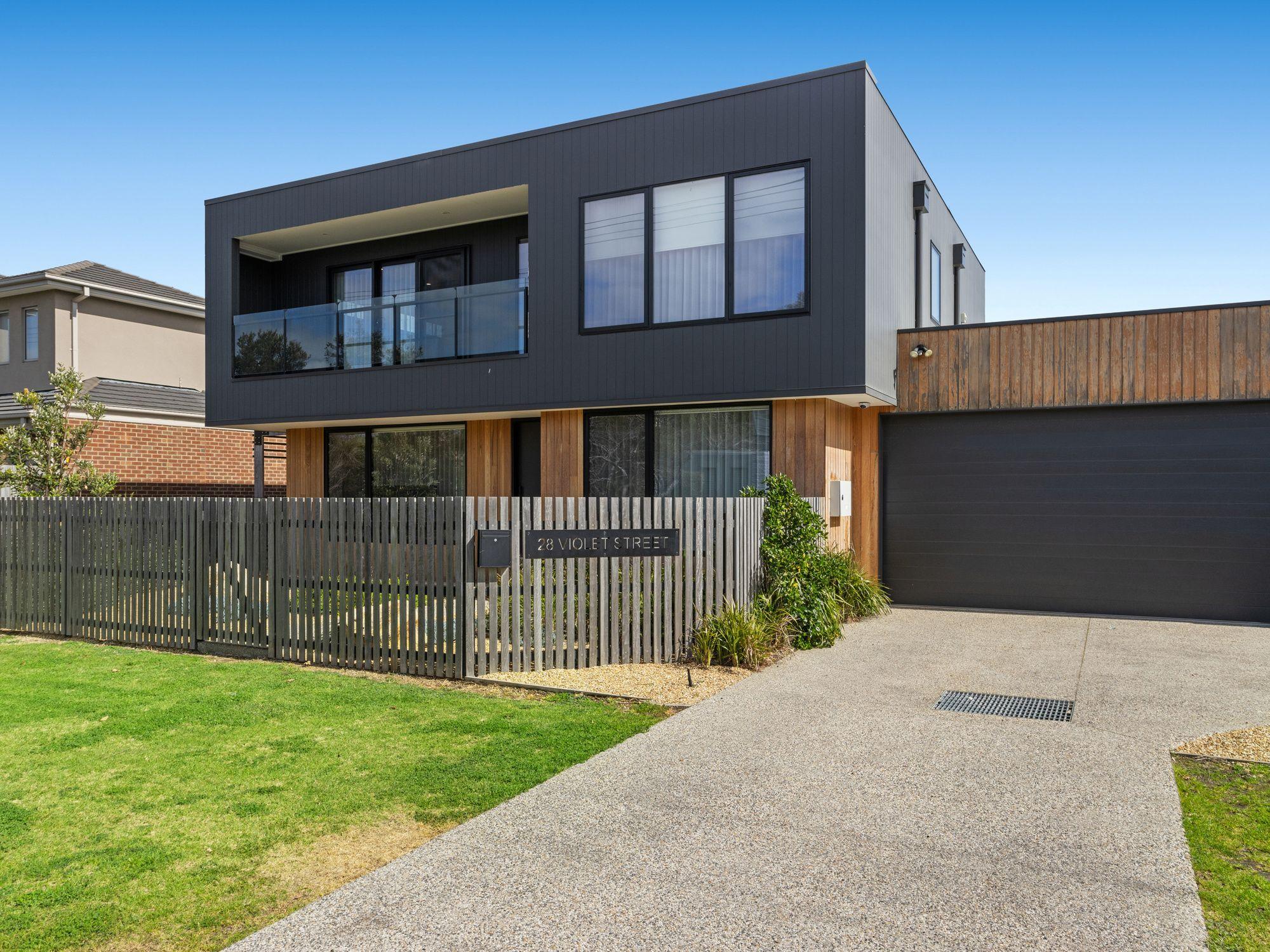 Prop-GPT: House: VIC Rosebud West, VIC 3940 Home For Rent
