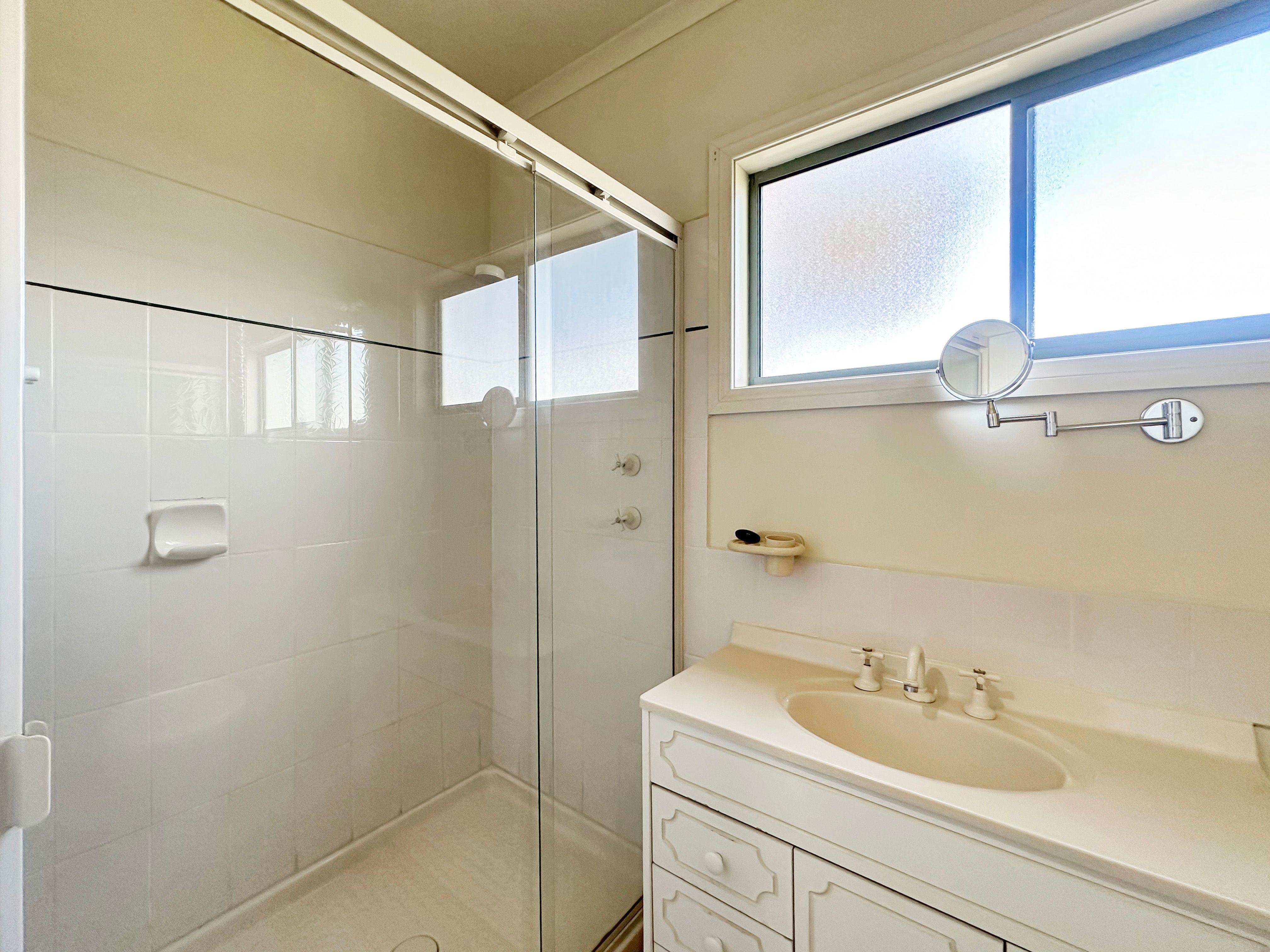 House for Rent: Goomalibee, VIC 3673, VIC, 3673