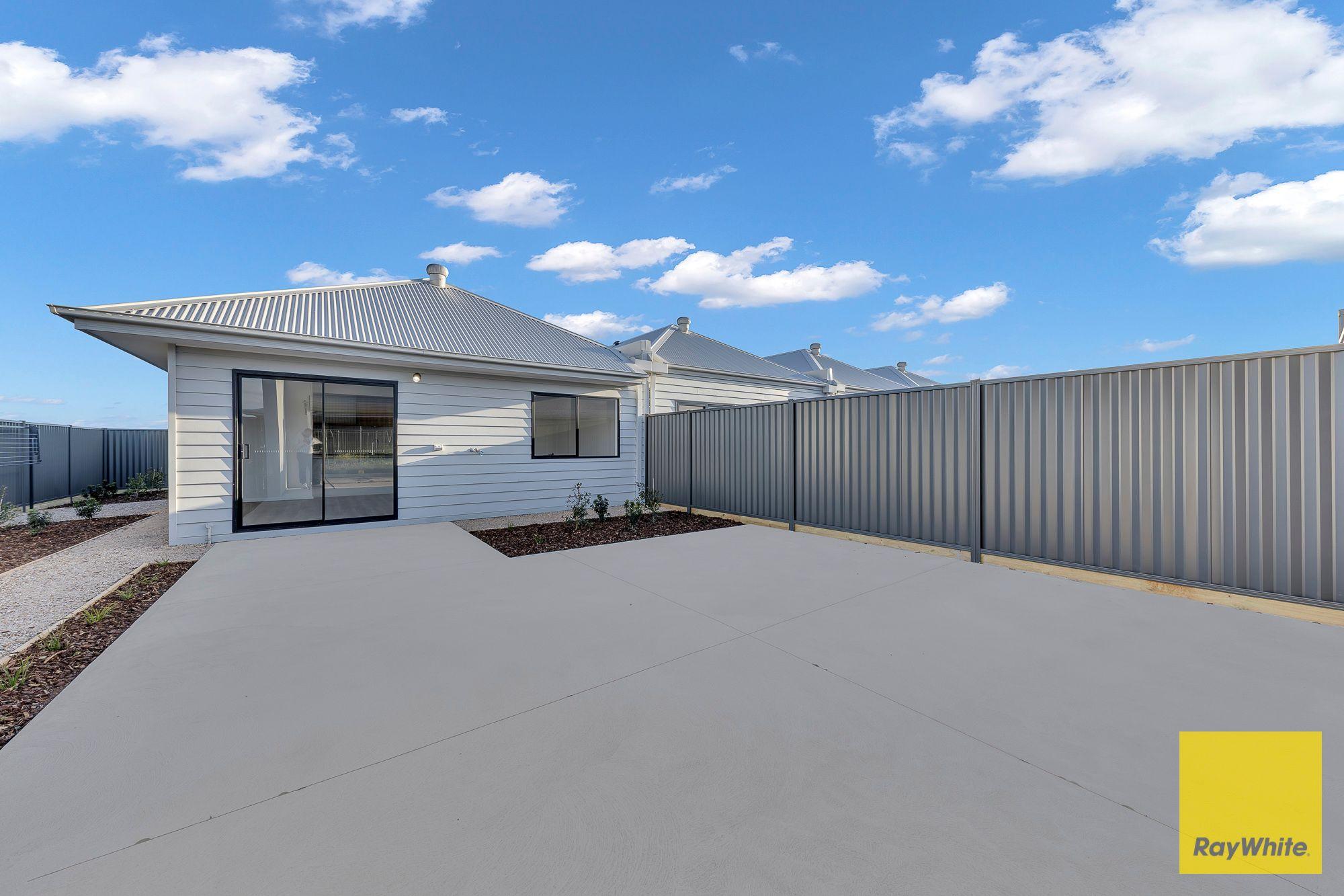 Prop-GPT: Other: VIC Tarneit, VIC 3029 Home For Rent