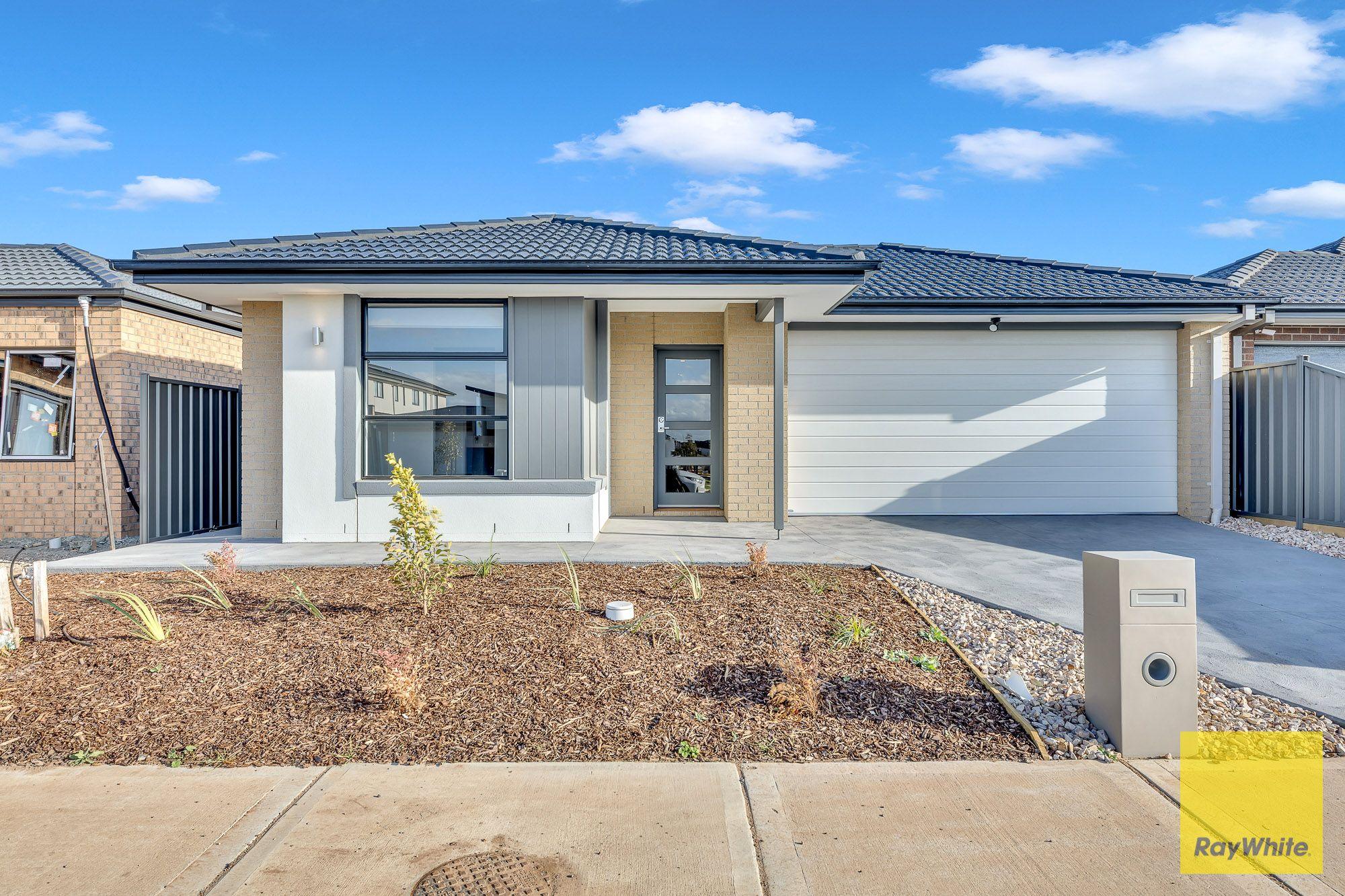 Prop-GPT: House: VIC Tarneit, VIC 3029 Home For Rent