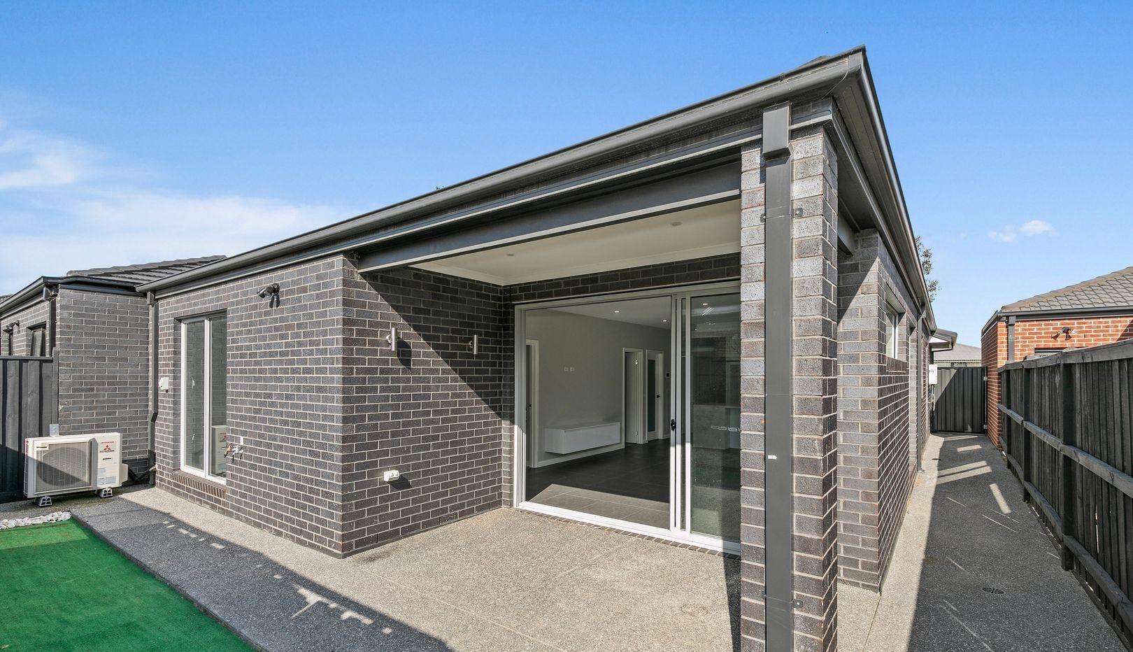 House for Rent: Mickleham, VIC 3064, VIC, 3064