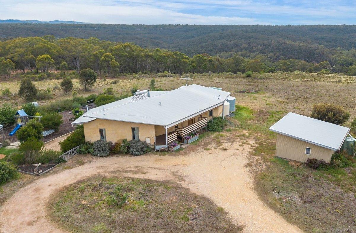 Prop-GPT: House: VIC Merrimu, VIC 3340 Home For Rent