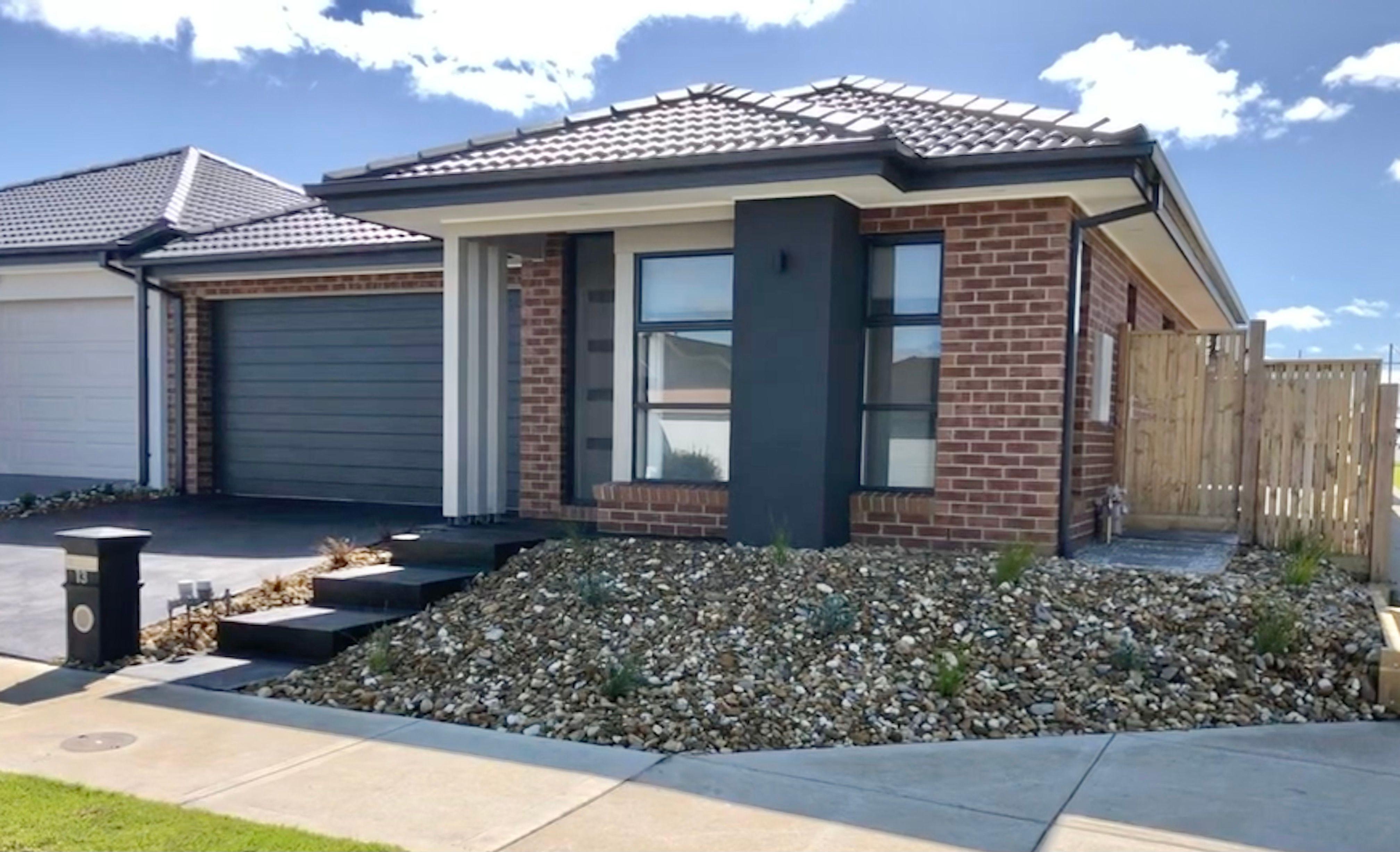 Prop-GPT: House: VIC Beveridge, VIC 3753 Home For Rent