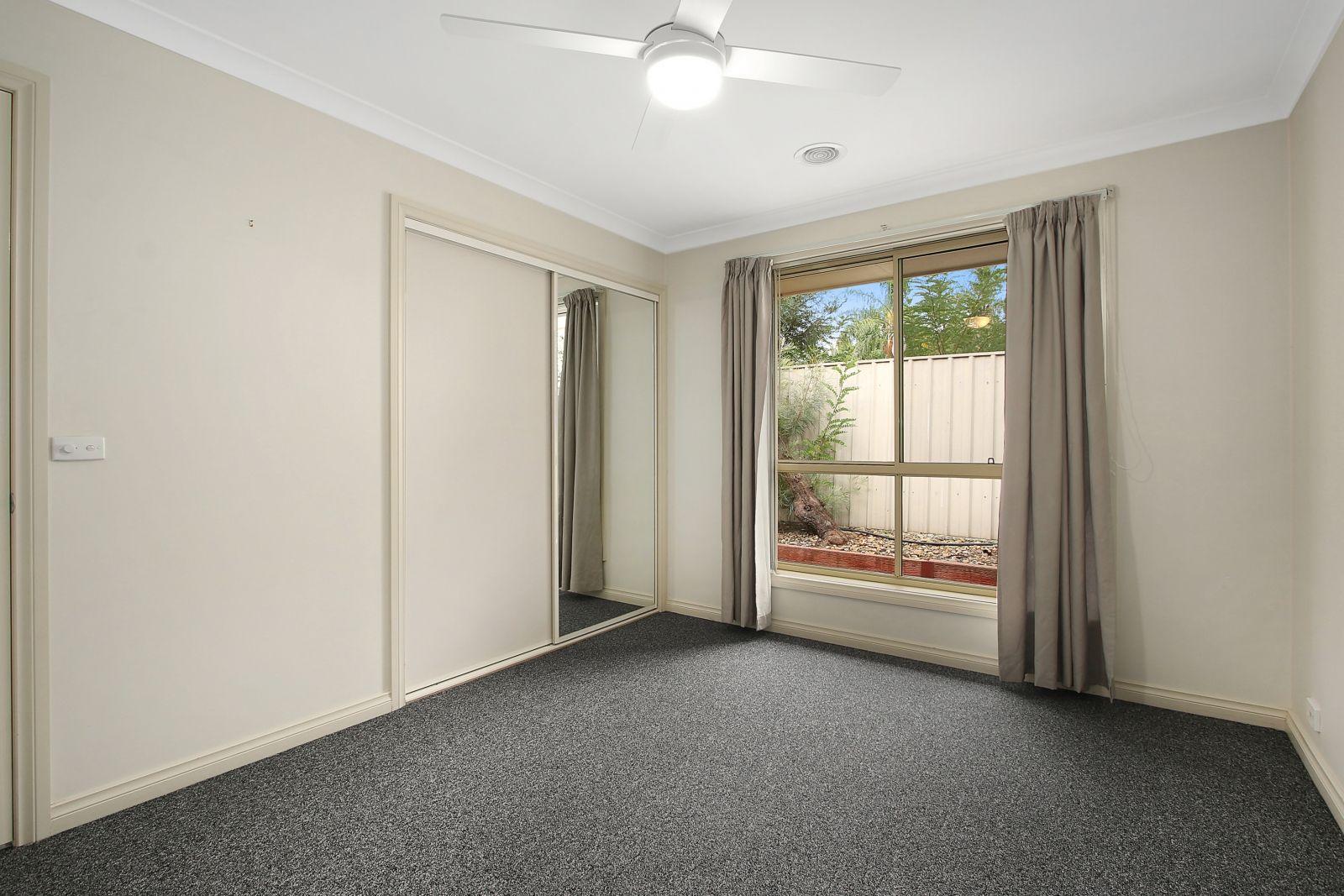 Townhouse for Rent: Lavington, NSW 2641, NSW, 2641
