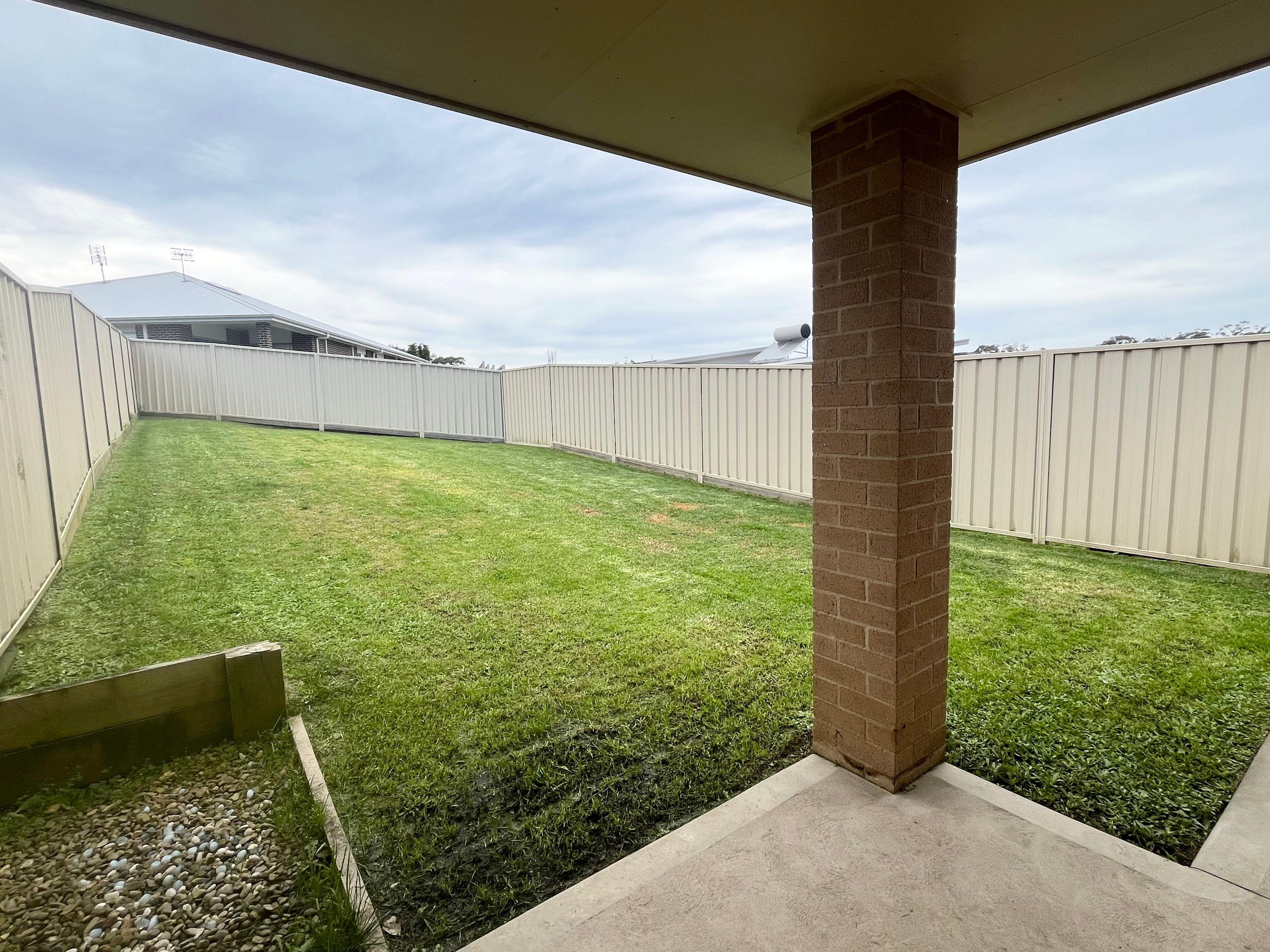 DuplexSemi-detached for Rent: Batehaven, NSW 2536, NSW, 2536