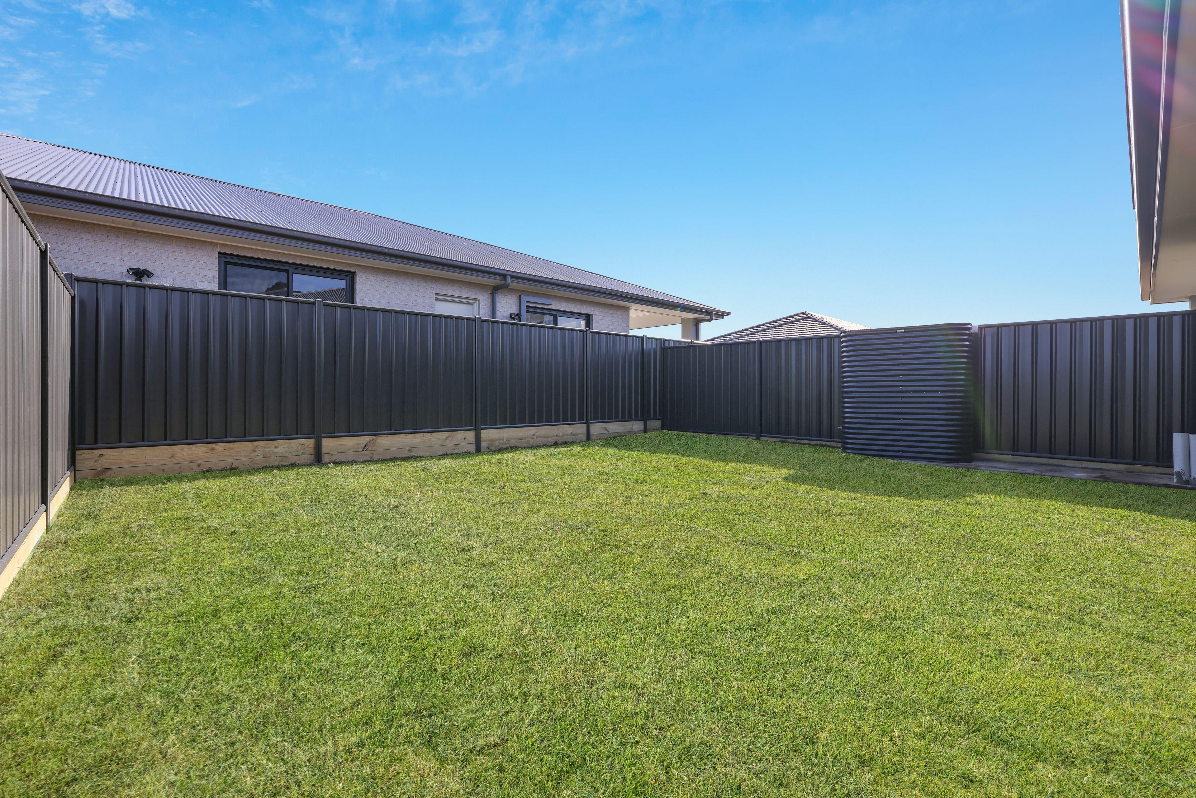 House for Rent: Thirlmere, NSW 2572, NSW, 2572