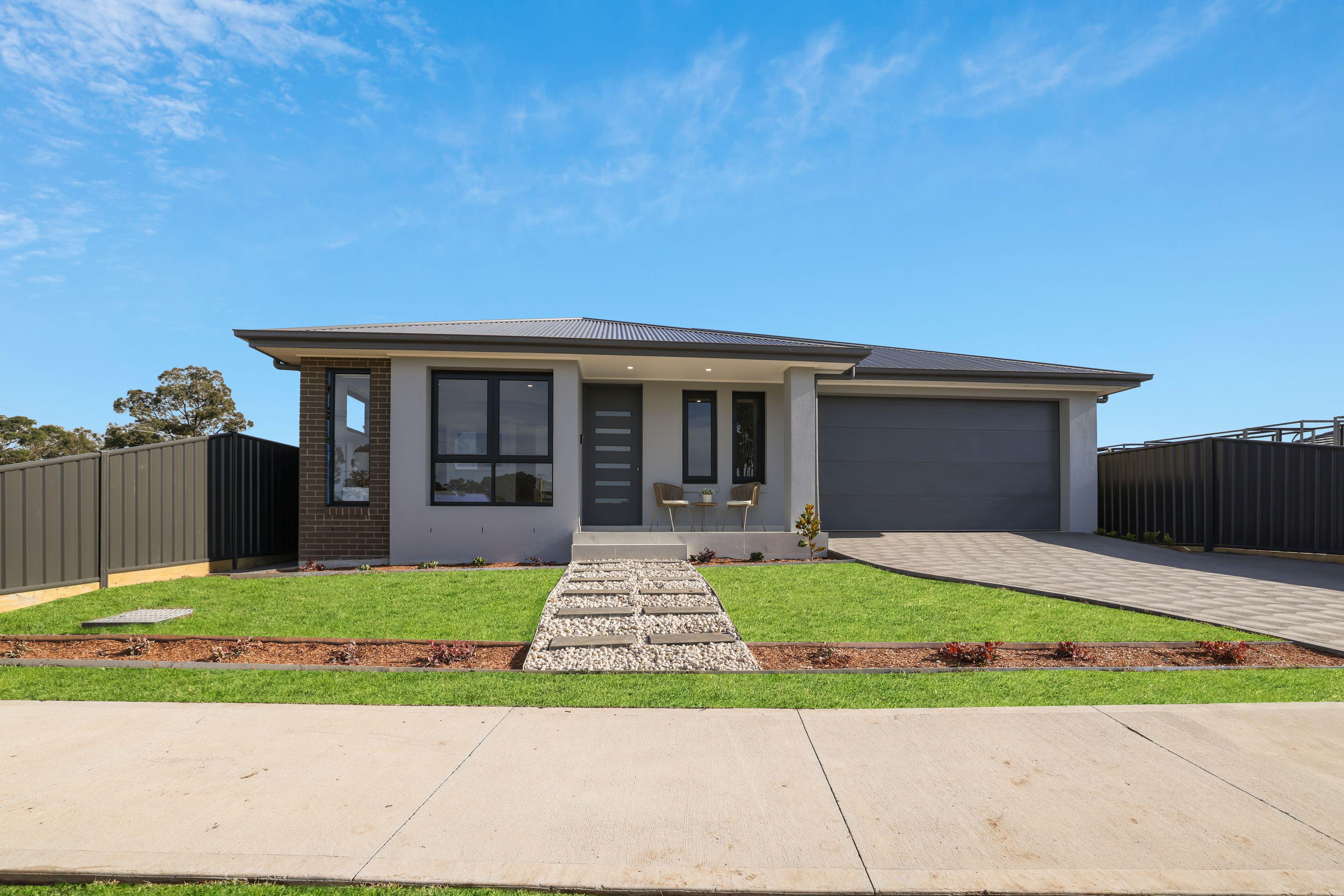 House for Rent: Thirlmere, NSW 2572, NSW, 2572