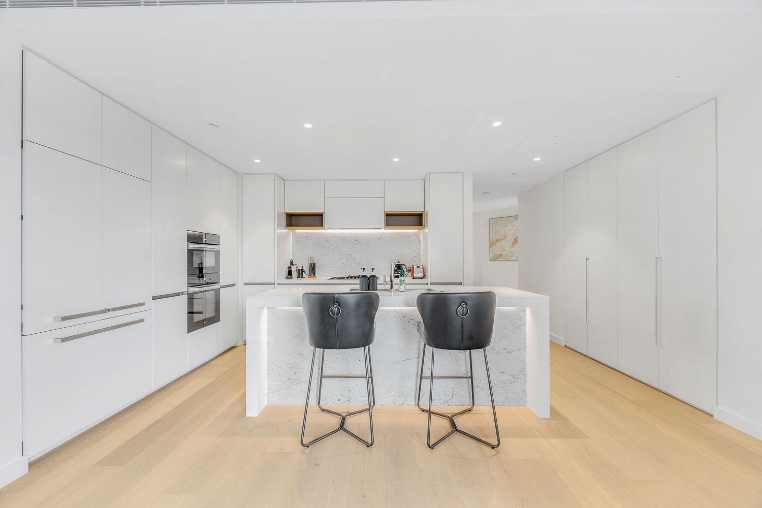 Luxurious 3-Bedroom Apartment in 'One Sydney Harbour'