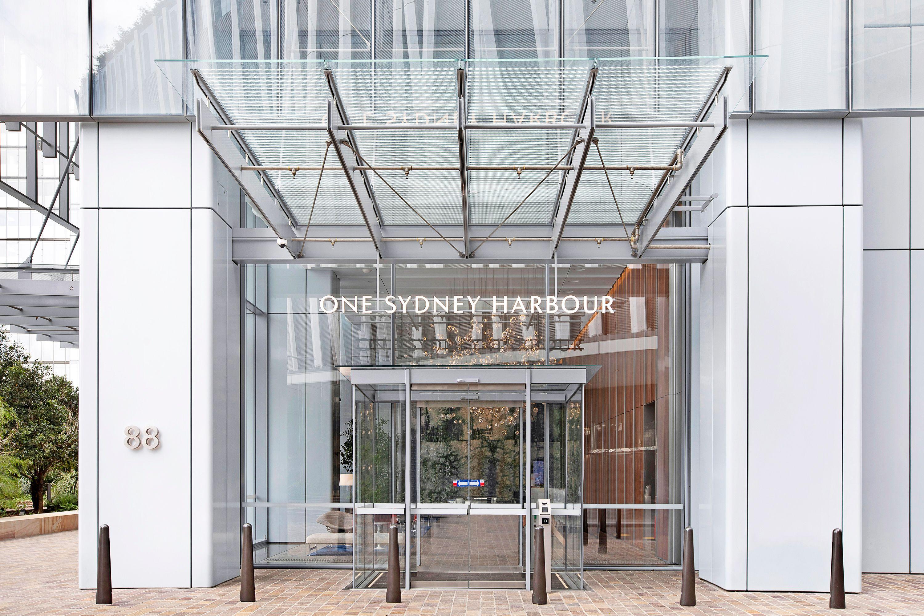 Luxurious 3-Bedroom Apartment in 'One Sydney Harbour'