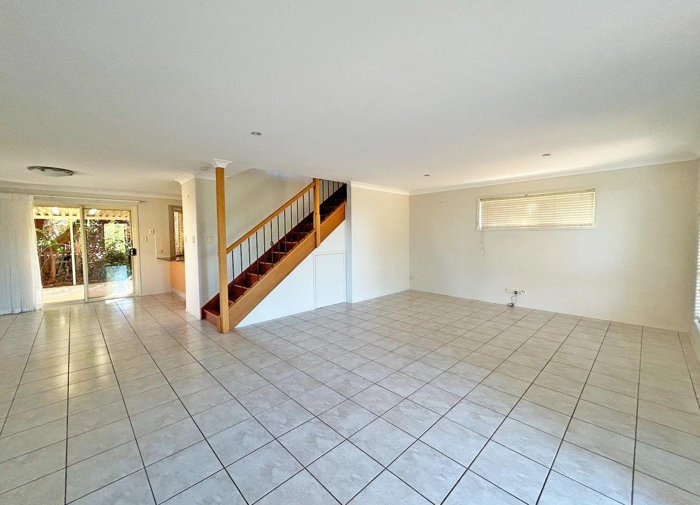 House for Rent: Banora Point, NSW 2486, NSW, 2486