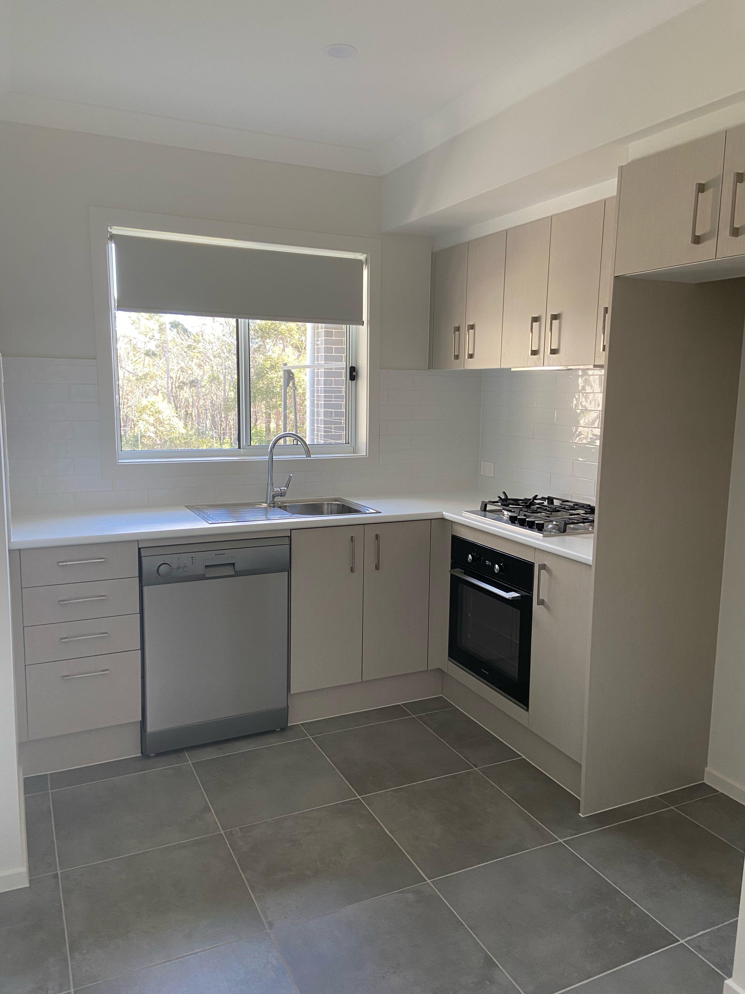 Prop-GPT: Flat: NSW Dolphin Point, NSW 2539 Home For Rent