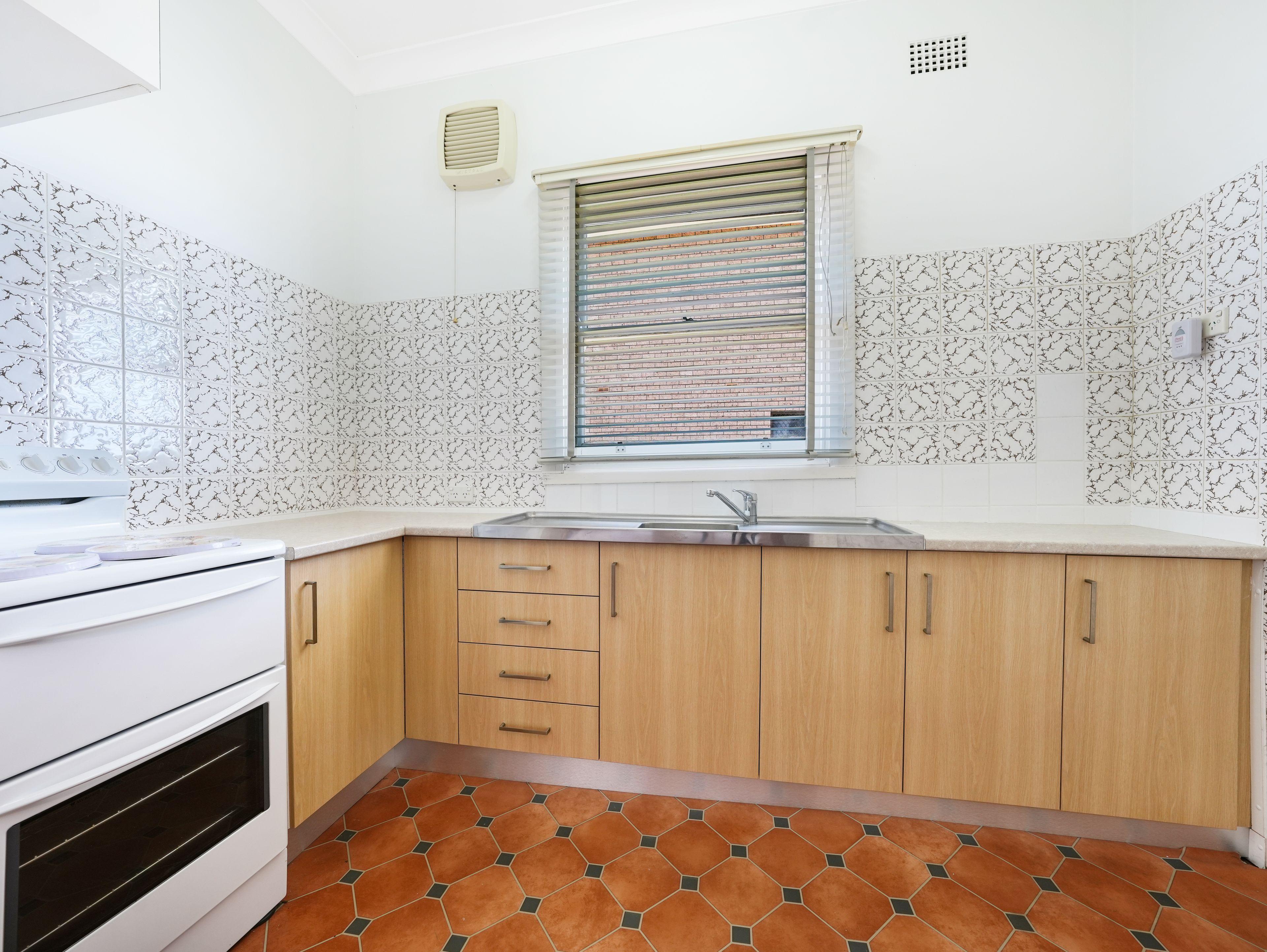 House for Rent: Warrawong, NSW 2502, NSW, 2502