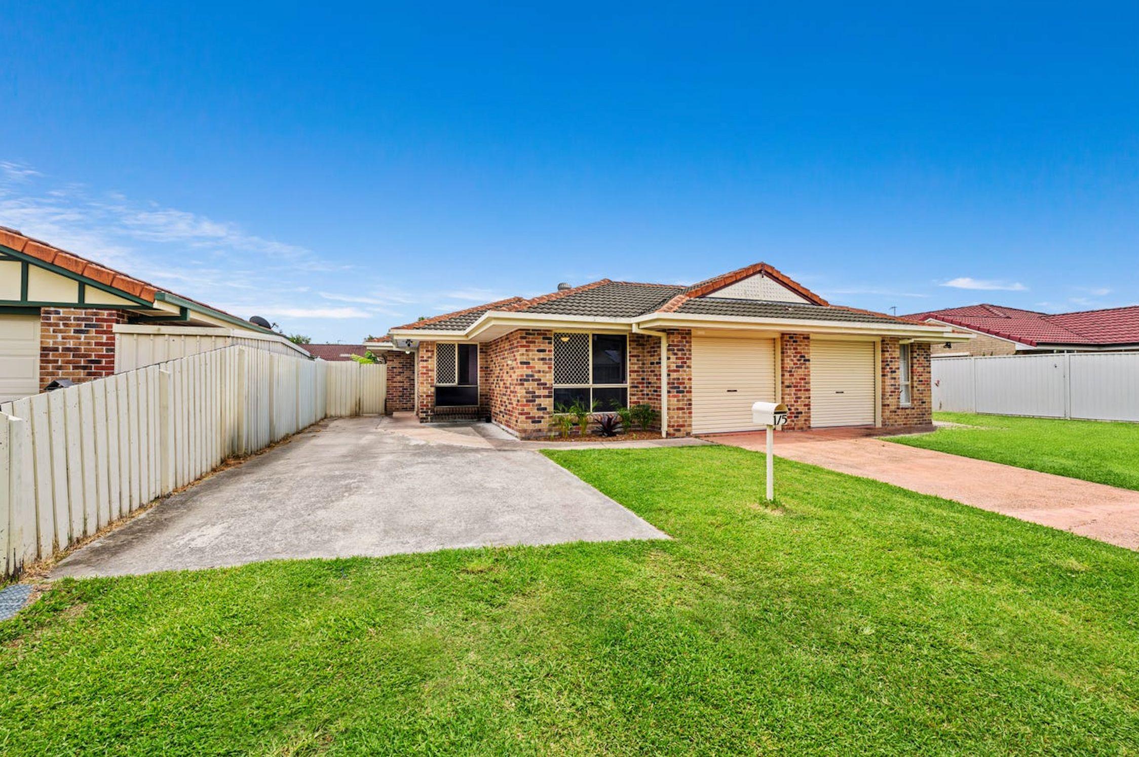 Prop-GPT: DuplexSemi-detached: QLD Currumbin Waters, QLD 4223 Home For Rent