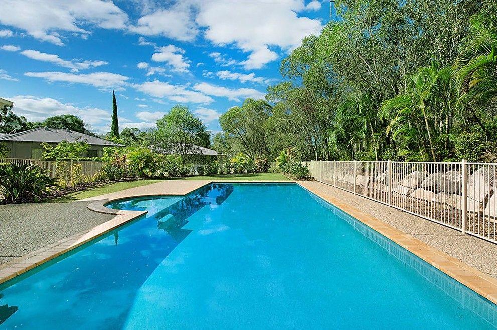 3-Bedroom Townhouse with Pool Access + Water Included