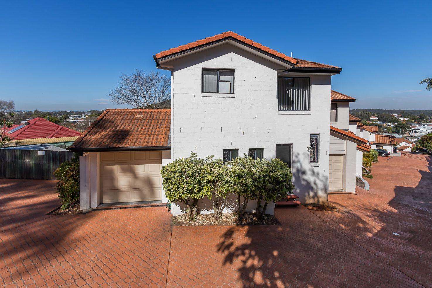 Prop-GPT: Townhouse: QLD Mount Gravatt East, QLD 4122 Home For Rent