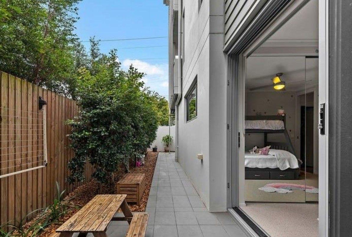 1/441 Hawthorne Road, BULIMBA, QLD 4171 - Apartment for Rent - harcourts.net