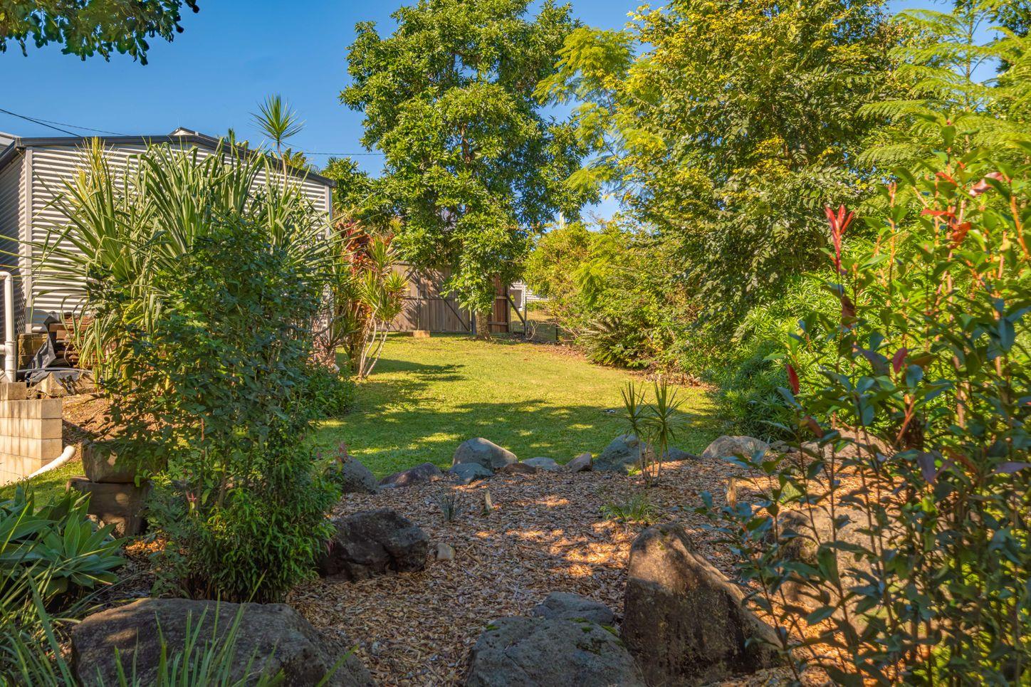 6 Laurie Lane, GYMPIE, QLD 4570 - House for Rent - harcourts.net