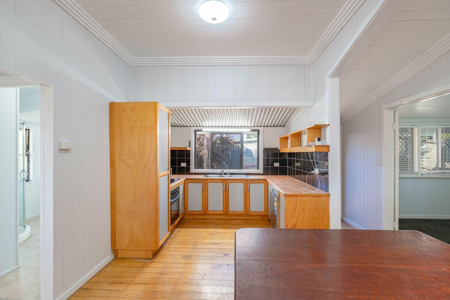 6 Laurie Lane, GYMPIE, QLD 4570 - House for Rent - harcourts.net