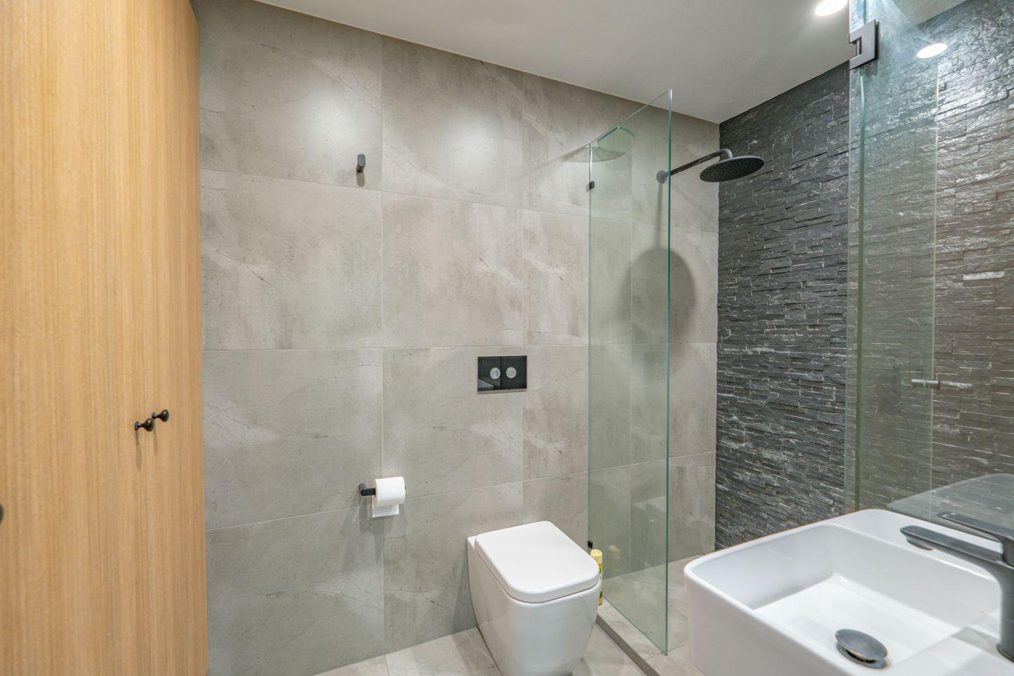 6 Laurie Lane, GYMPIE, QLD 4570 - House for Rent - harcourts.net