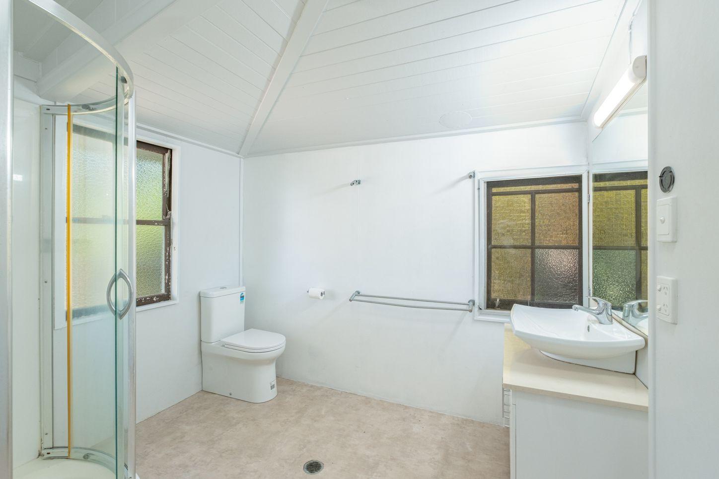 6 Laurie Lane, GYMPIE, QLD 4570 - House for Rent - harcourts.net