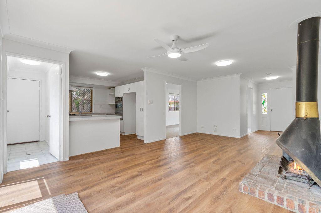 House for Rent: Mount Warren Park, QLD 4207, QLD, 4207