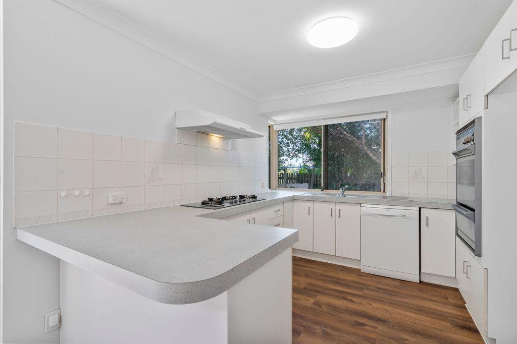House for Rent: Mount Warren Park, QLD 4207, QLD, 4207