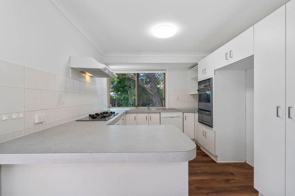 House for Rent: Mount Warren Park, QLD 4207, QLD, 4207
