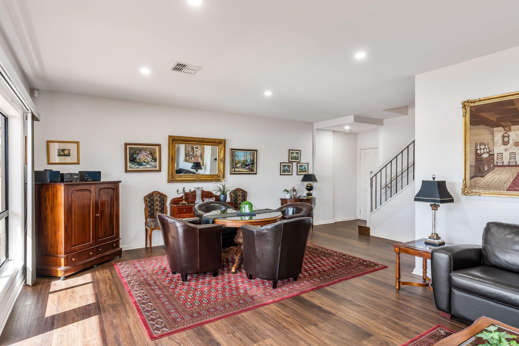 MAGNIFICENT HOME OVERLOOKING THE WATER