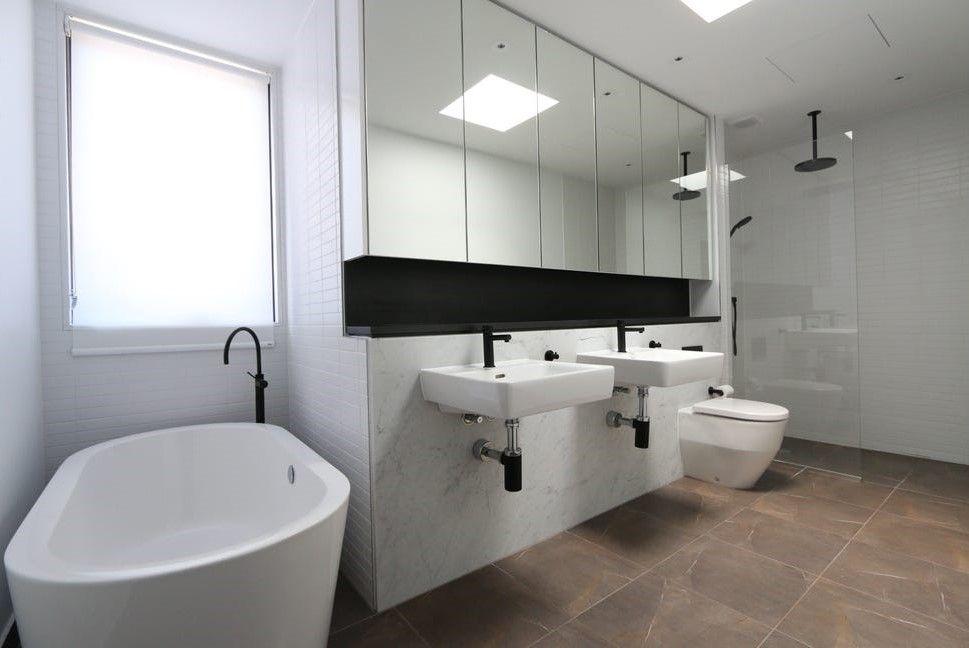 Modern and Convenient Living in the Heart of Northcote!