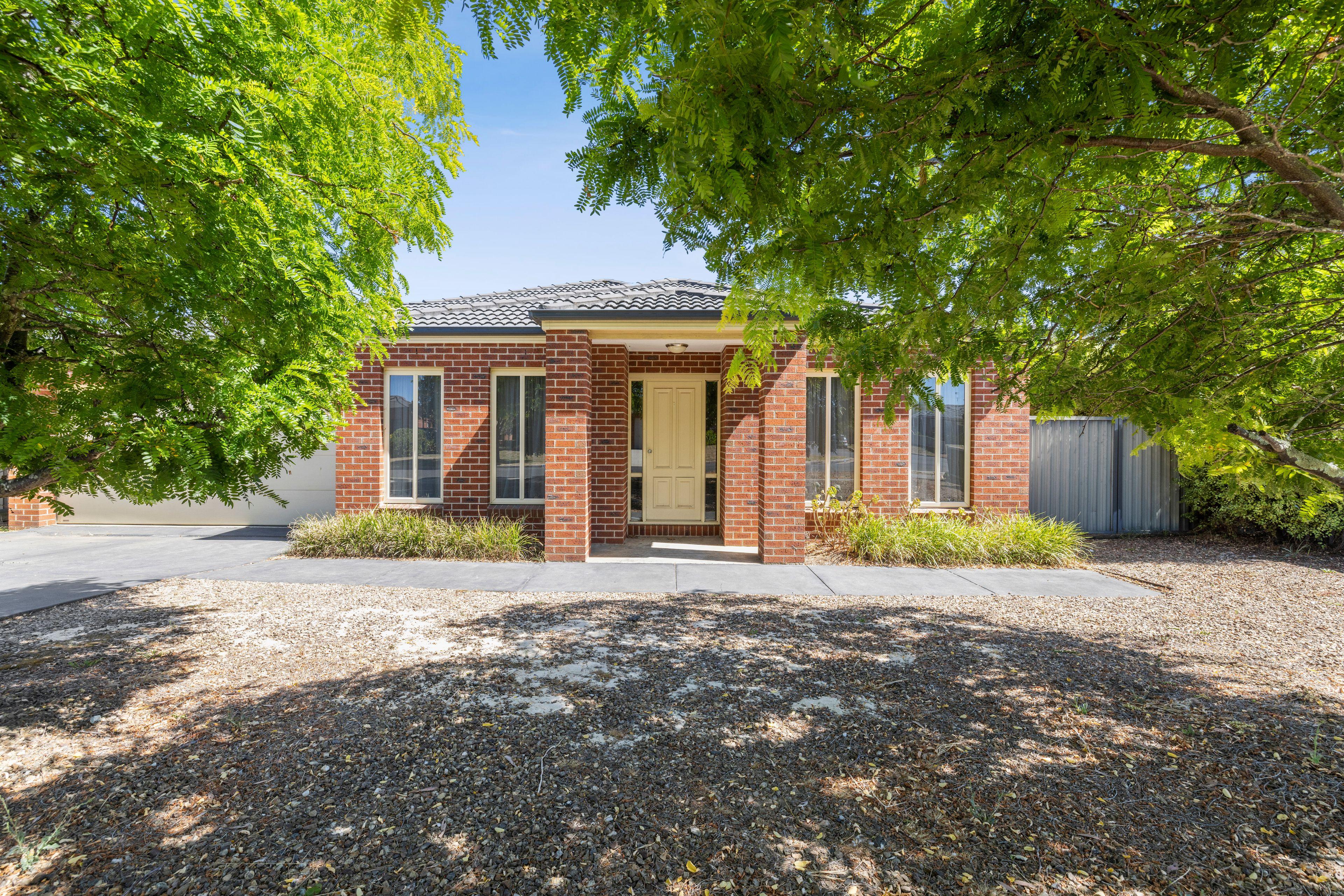 House for Rent: Alfredton, VIC 3350, VIC, 3350