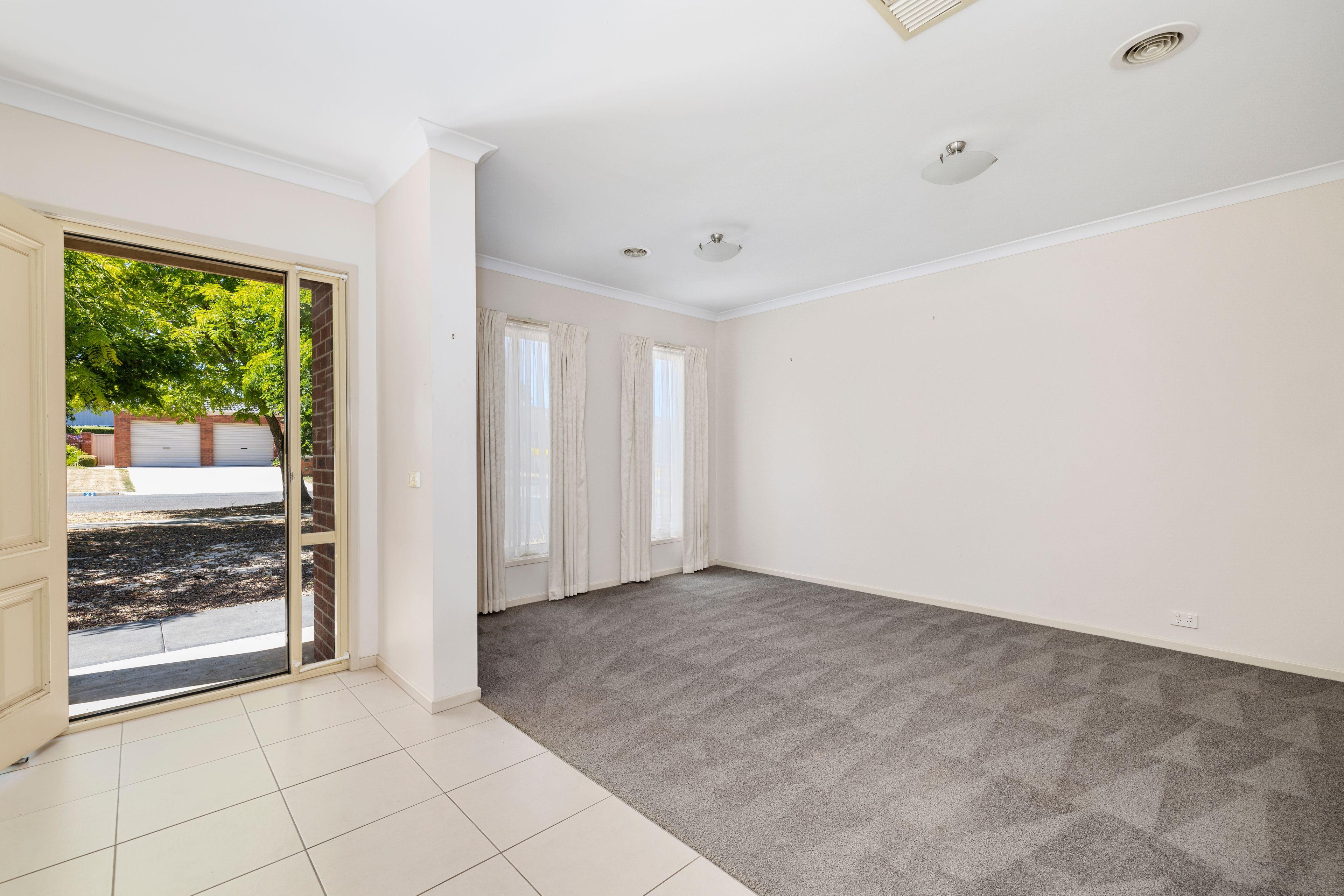 House for Rent: Alfredton, VIC 3350, VIC, 3350