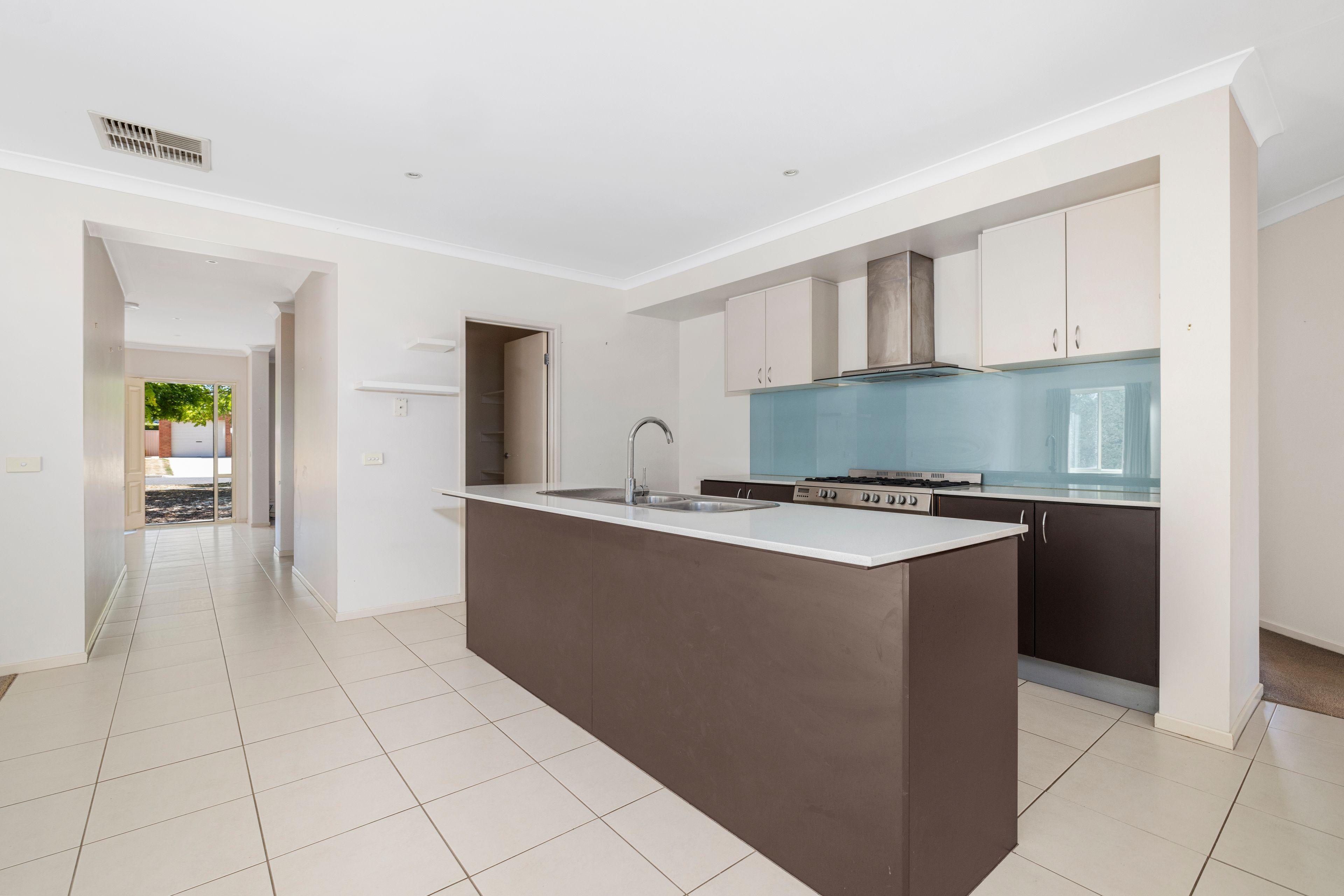 House for Rent: Alfredton, VIC 3350, VIC, 3350