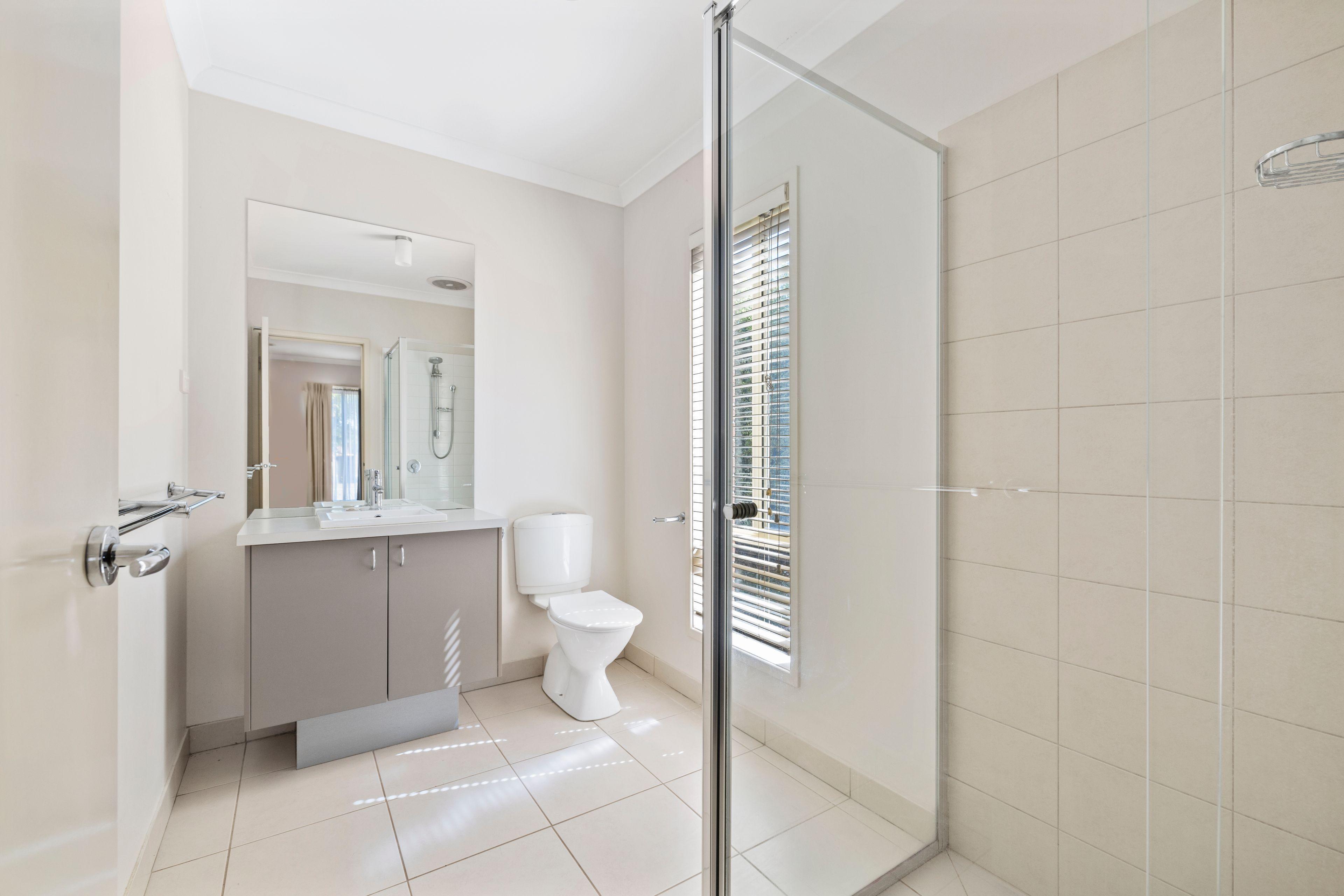 House for Rent: Alfredton, VIC 3350, VIC, 3350
