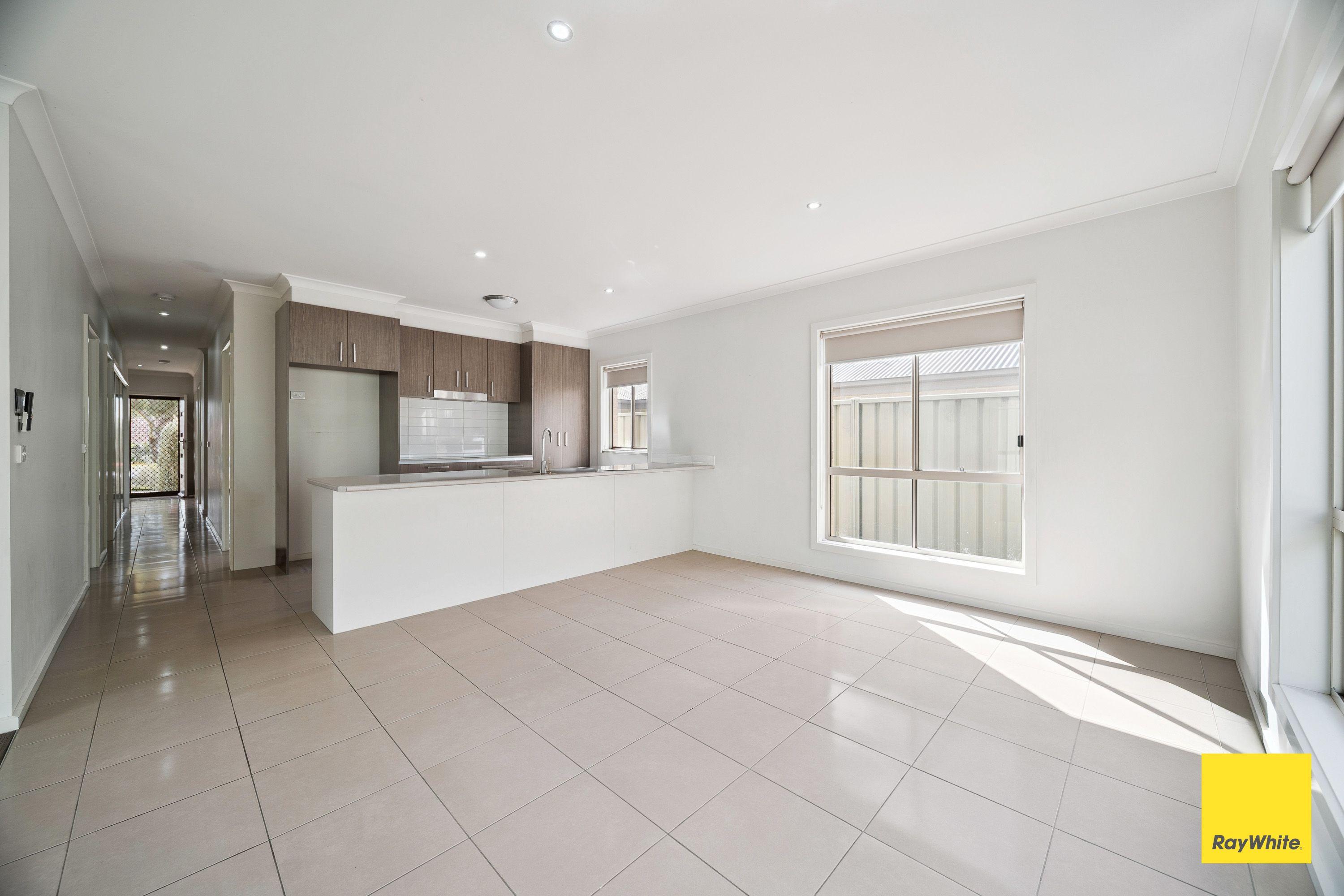 Townhouse for Rent: Eaglehawk, VIC 3556, VIC, 3556