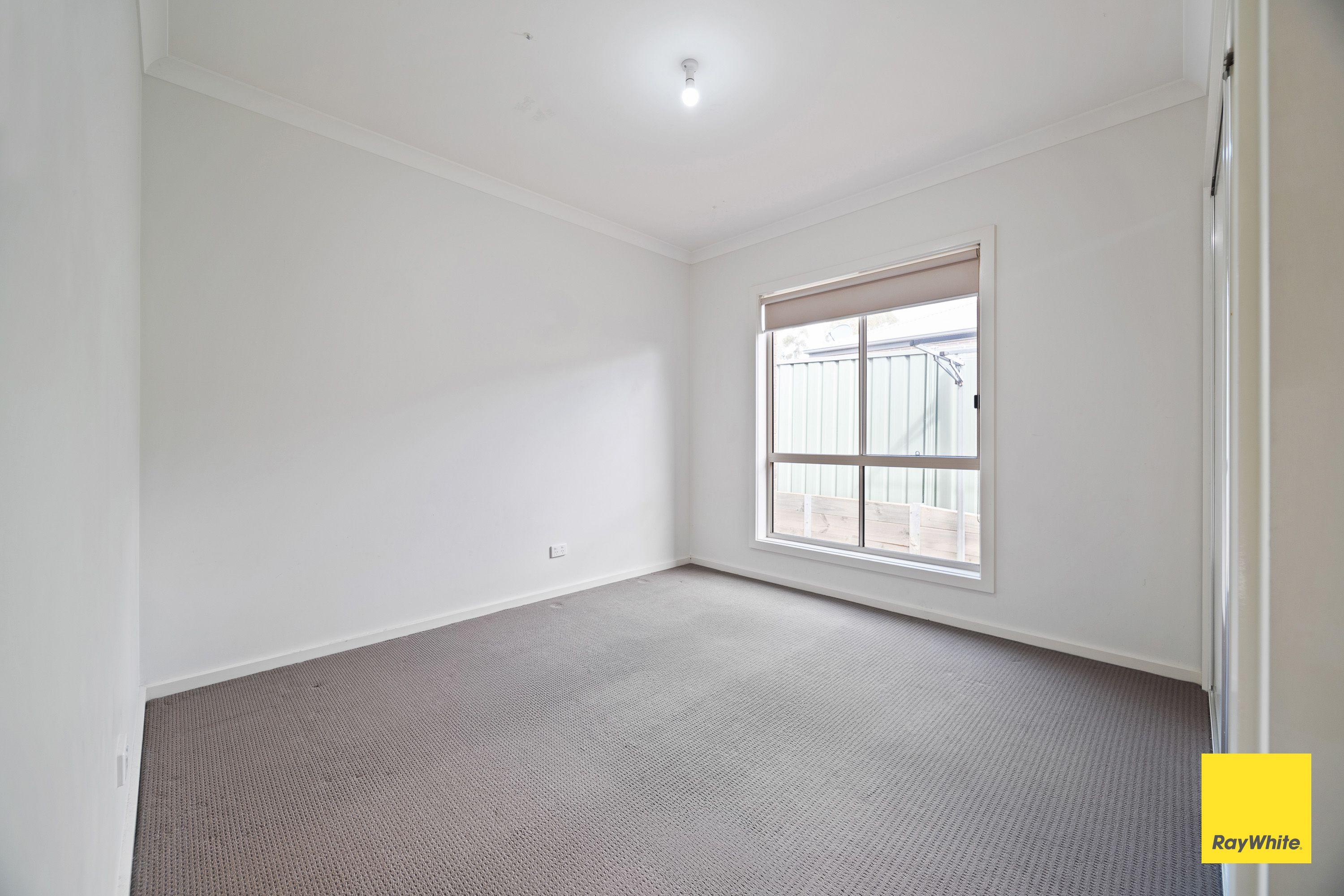 Townhouse for Rent: Eaglehawk, VIC 3556, VIC, 3556