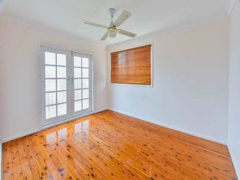House for Rent: Bradbury, NSW 2560, NSW, 2560