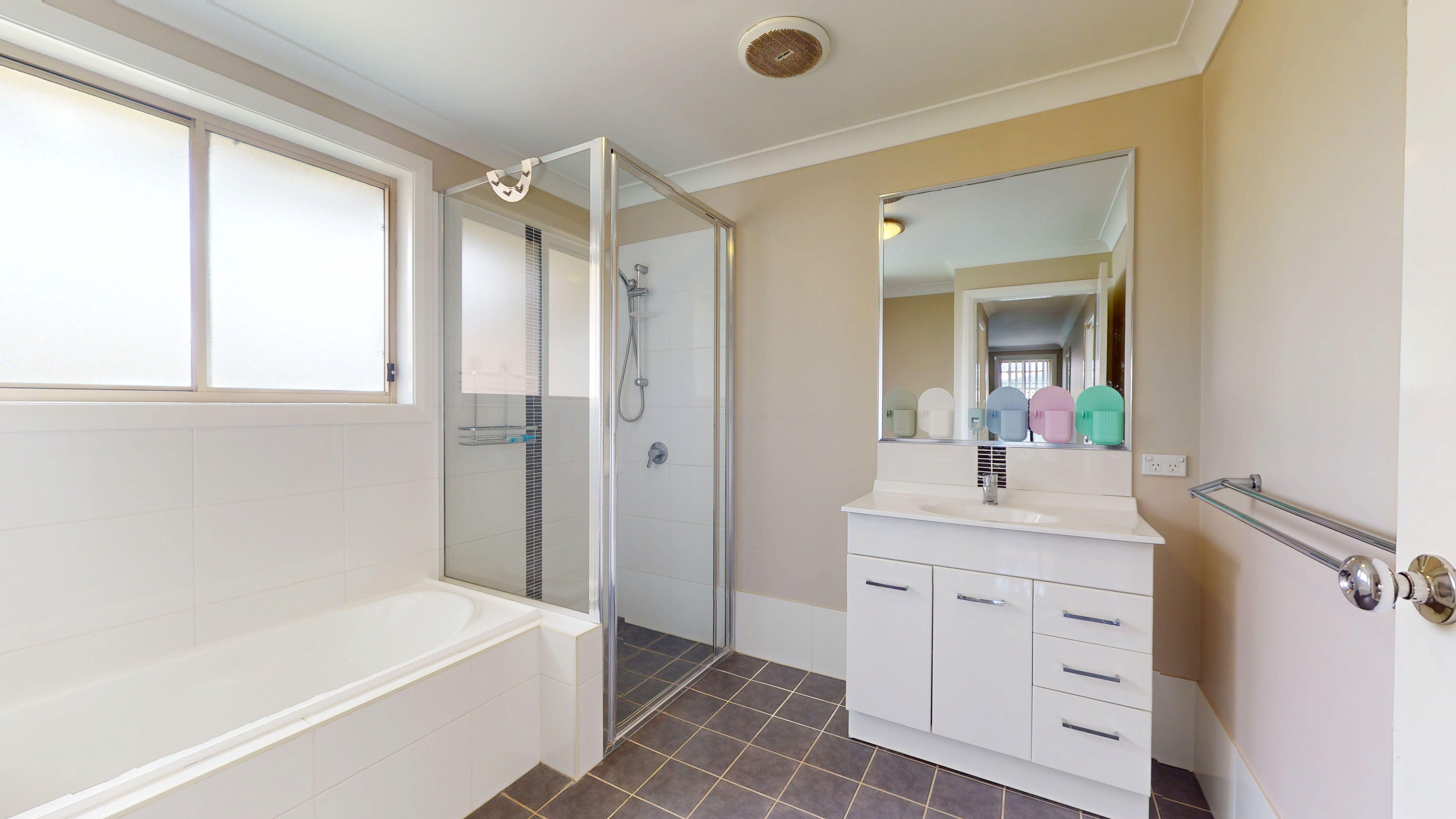 House for Rent: Dubbo, NSW 2830, NSW, 2830