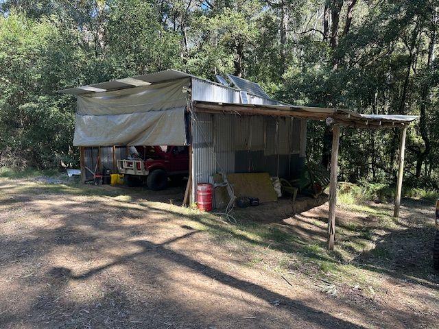 CARROWBROOK - With Your Own Creek Frontage