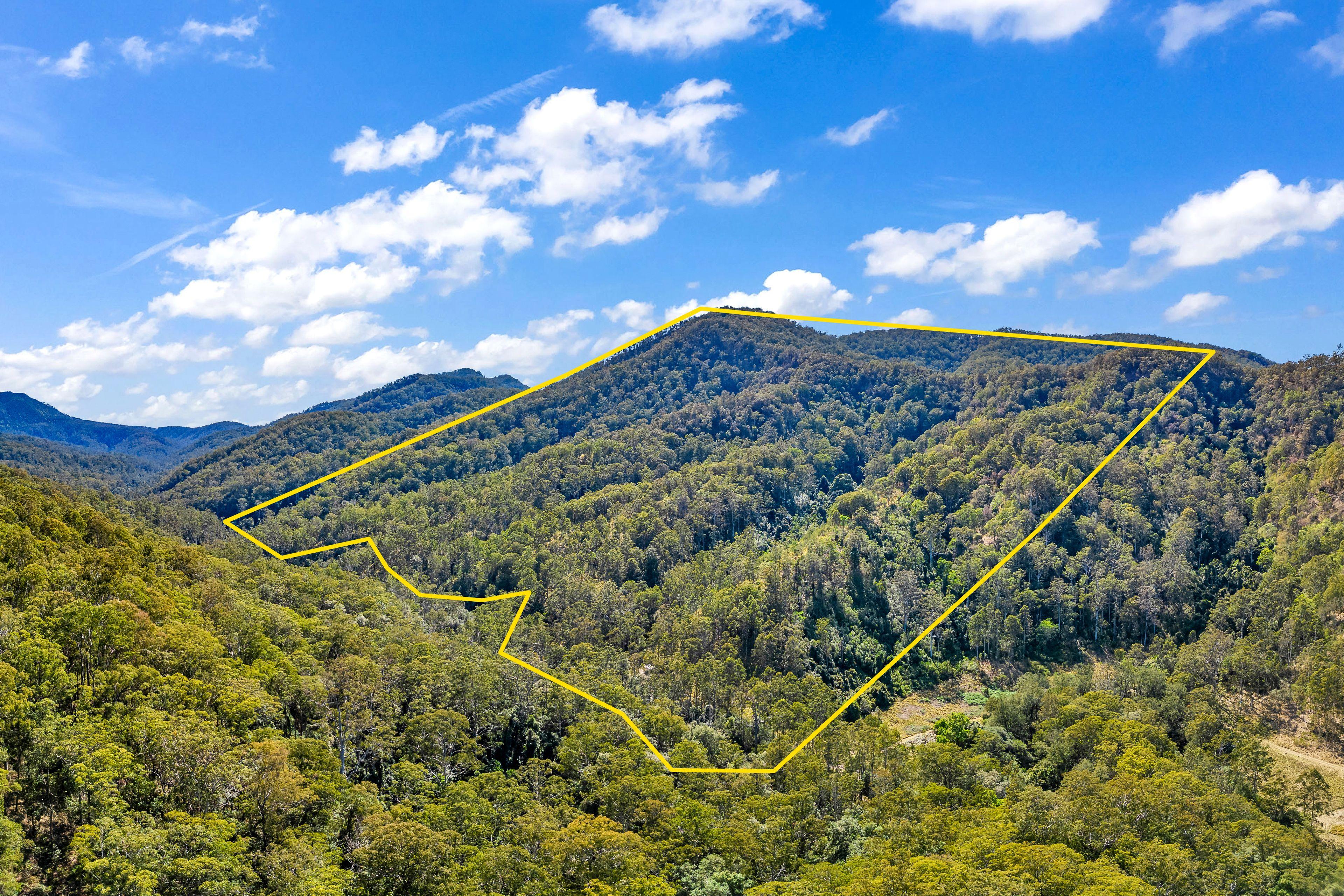 CARROWBROOK - With Your Own Creek Frontage