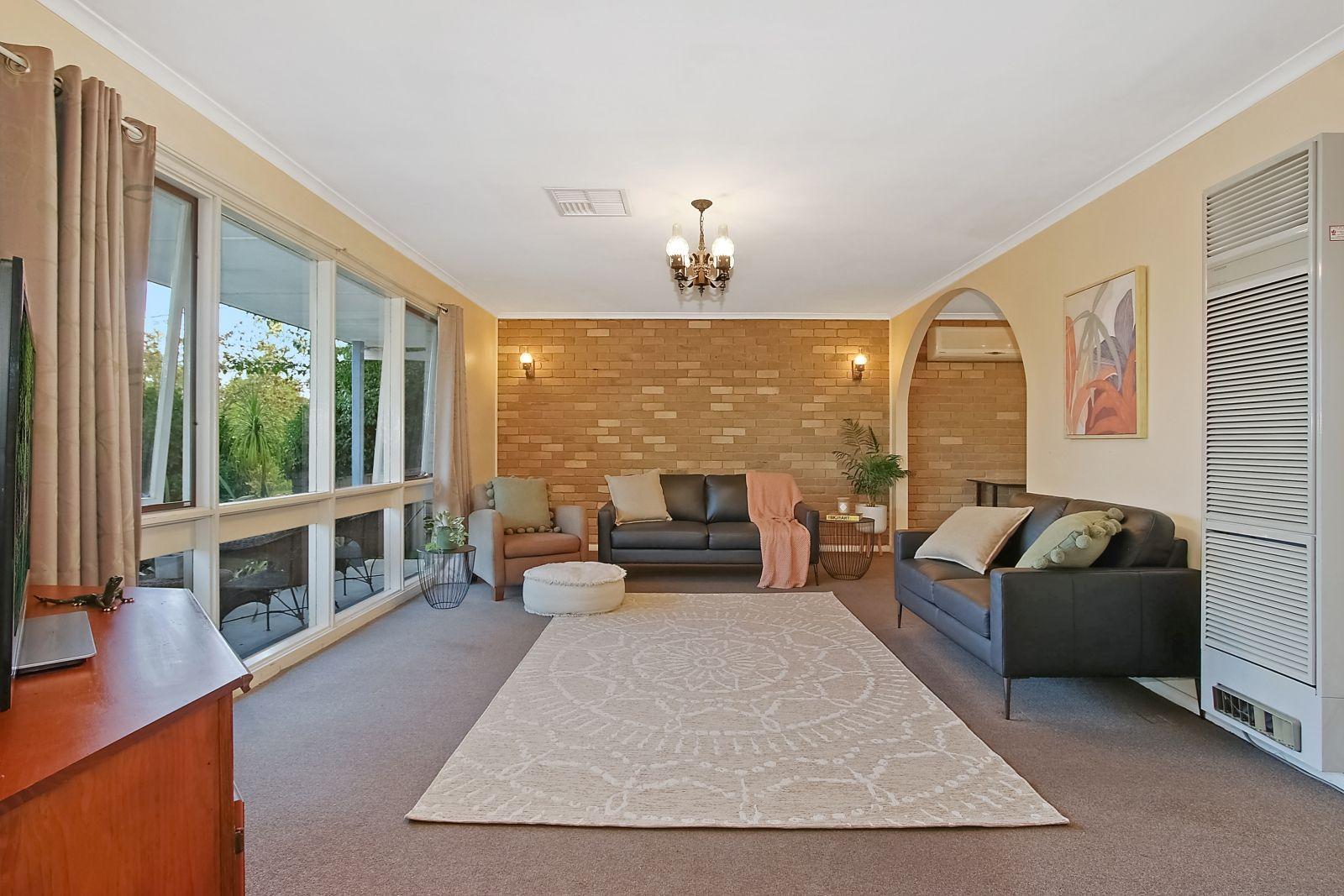 House for Rent: Lavington, NSW 2641, NSW, 2641