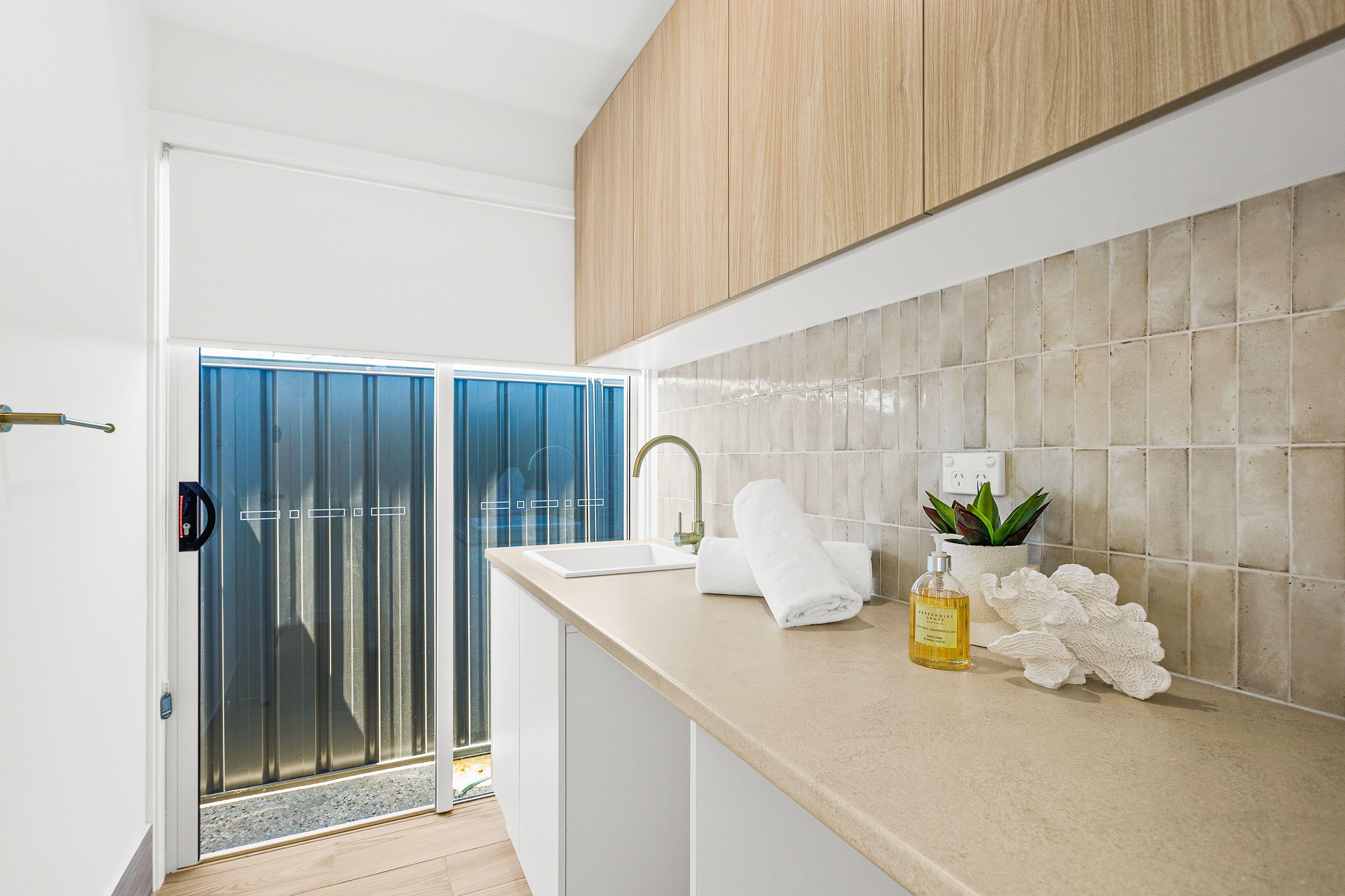DuplexSemi-detached for Rent: Tullimbar, NSW 2527, NSW, 2527