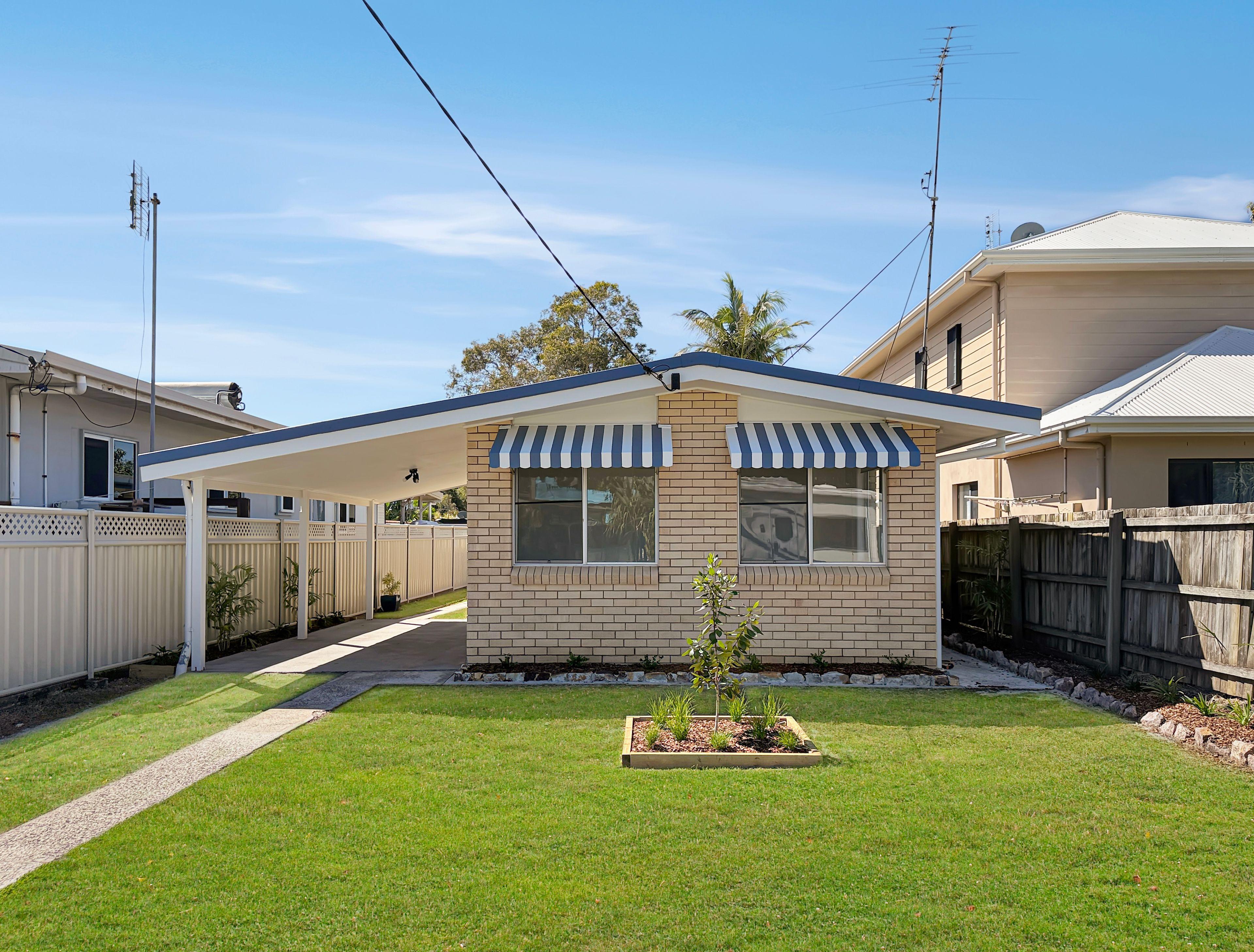 Prop-GPT: House: QLD Moffat Beach, QLD 4551 Home For Rent