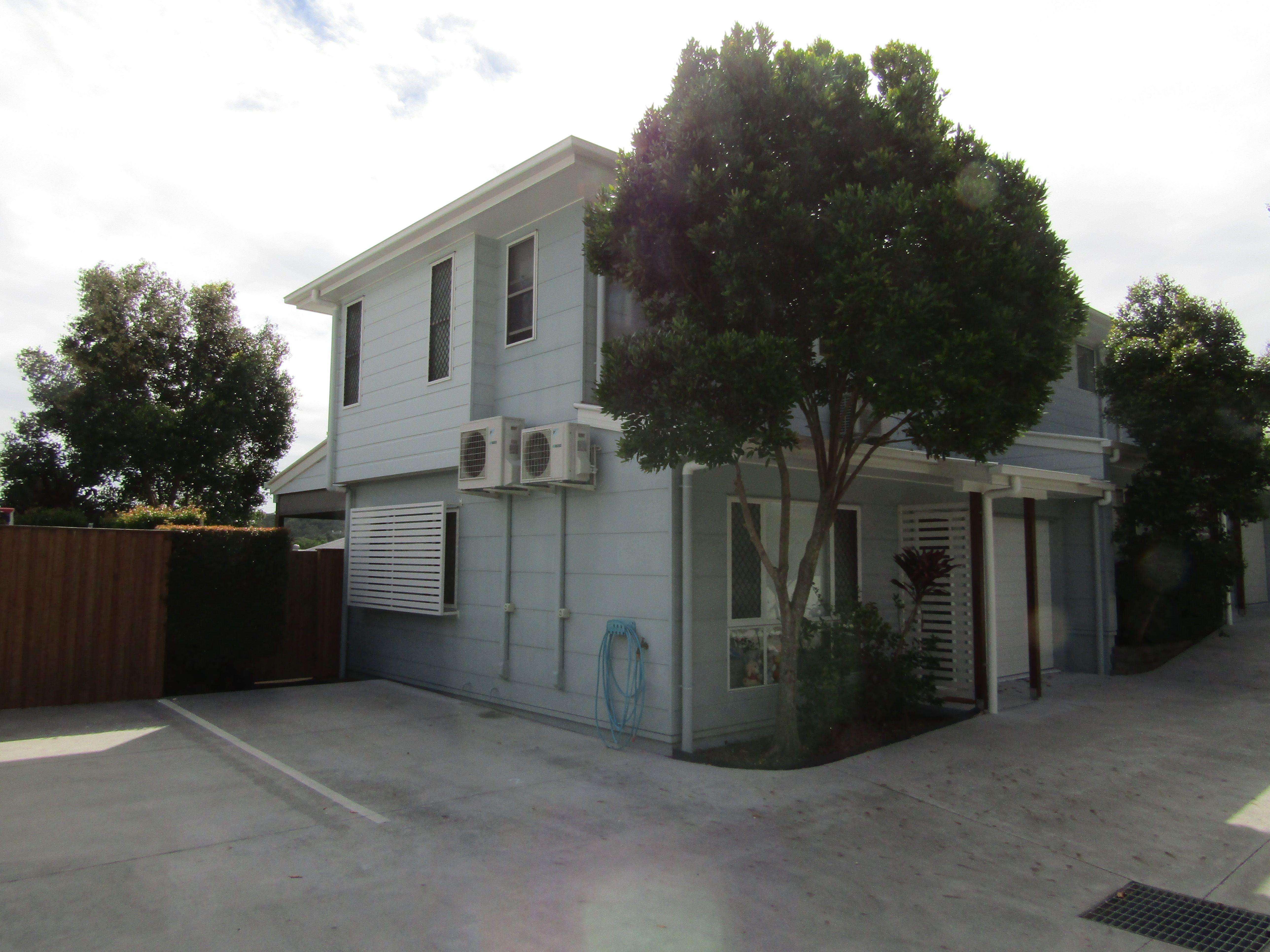 Stylish Contemporary Townhouse in Boutique Complex - Prime Eastern Nambour Location