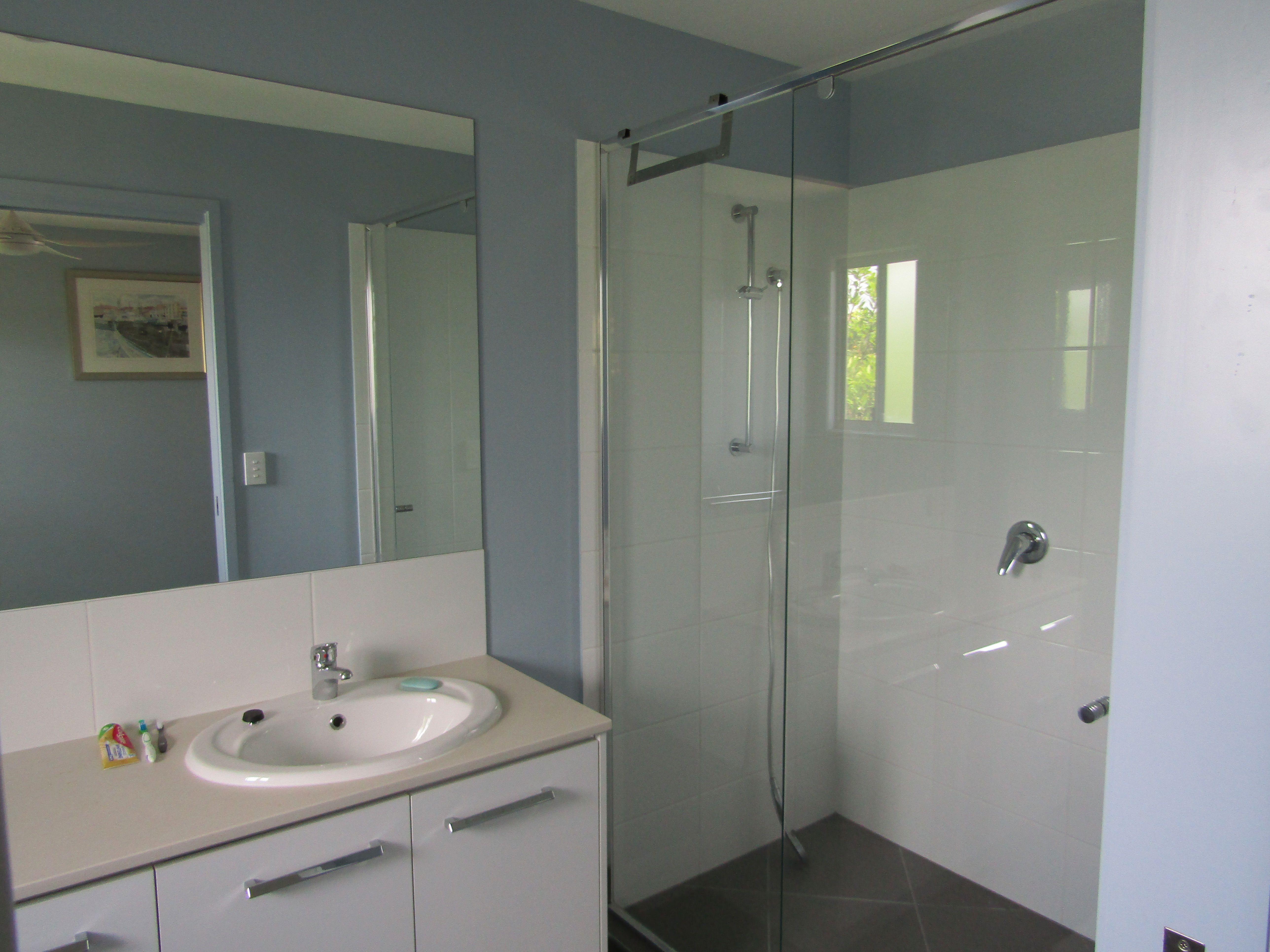 Stylish Contemporary Townhouse in Boutique Complex - Prime Eastern Nambour Location