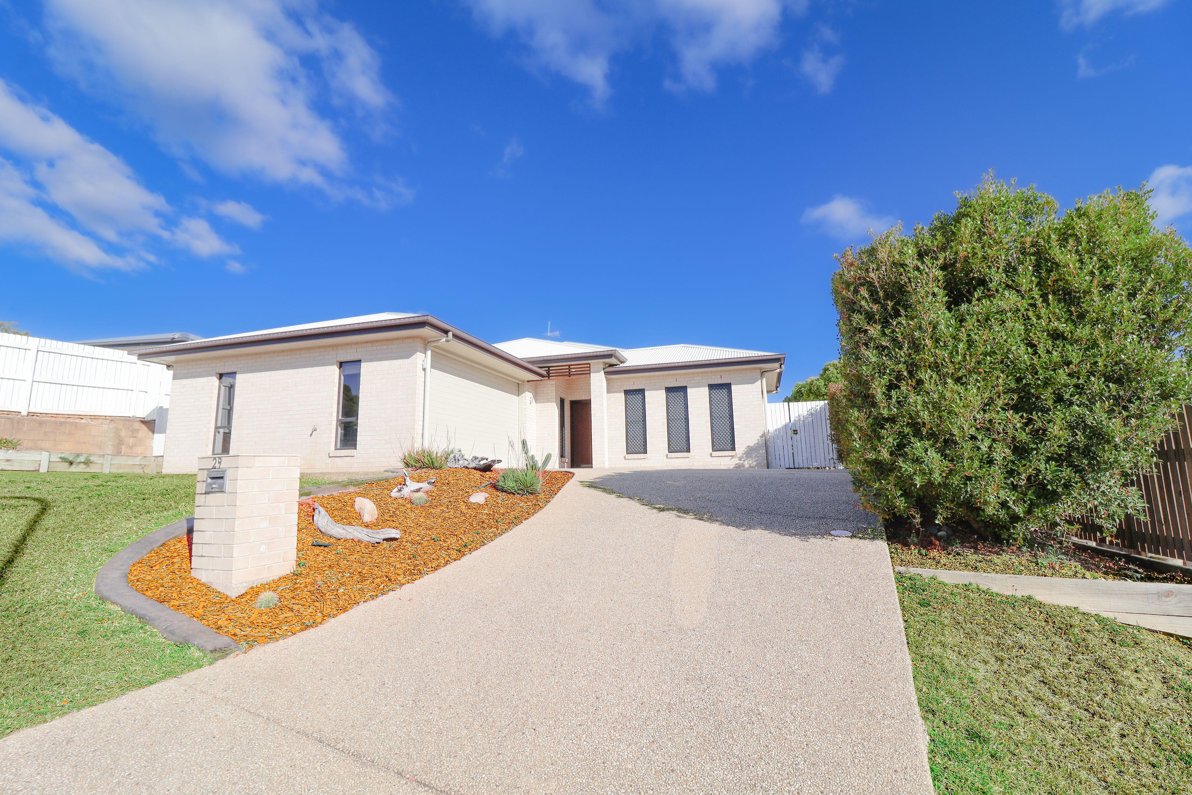 Prop-GPT: House: QLD Clinton, QLD 4680 Home For Rent