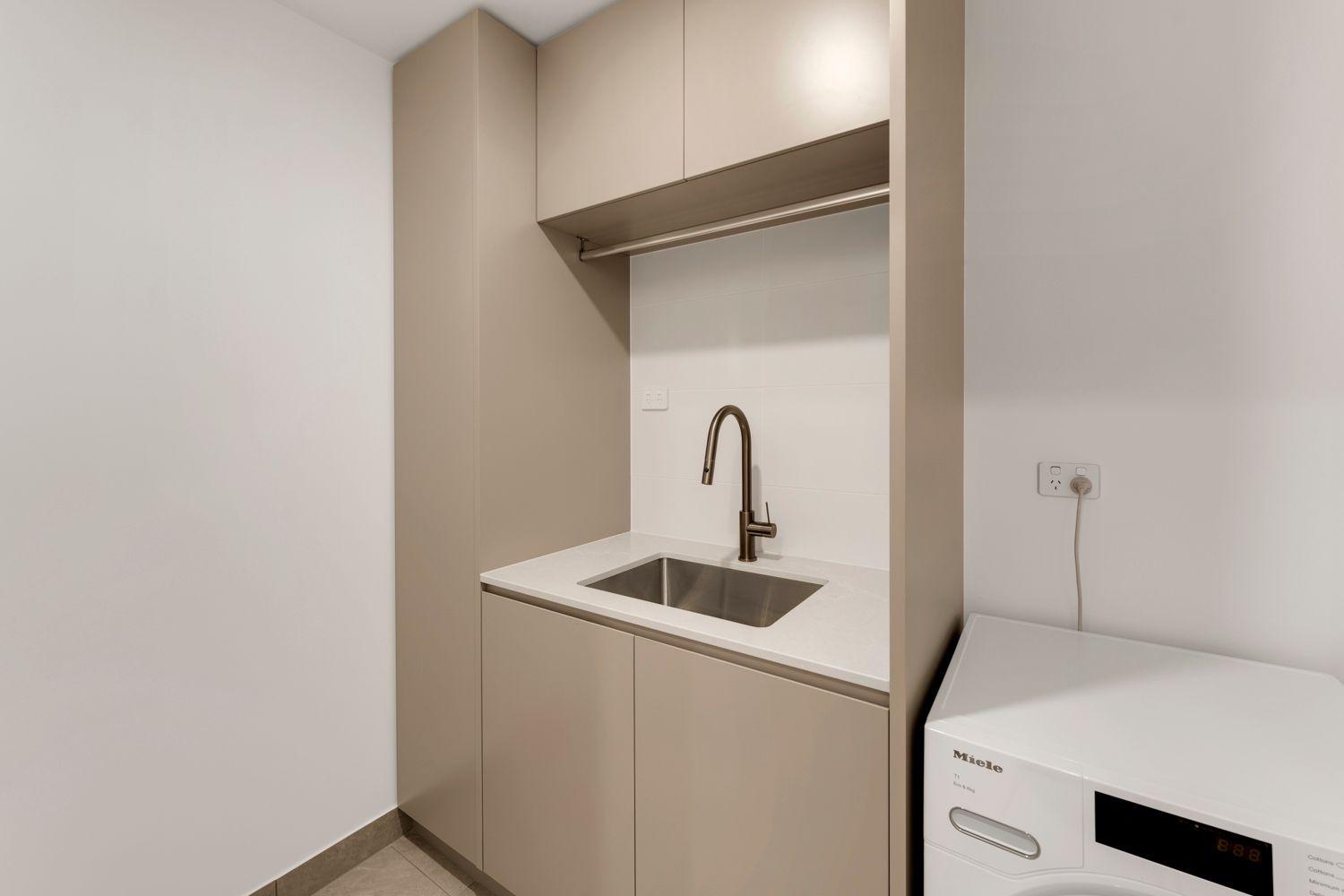Apartment for Rent: New Farm, QLD 4005, QLD, 4005